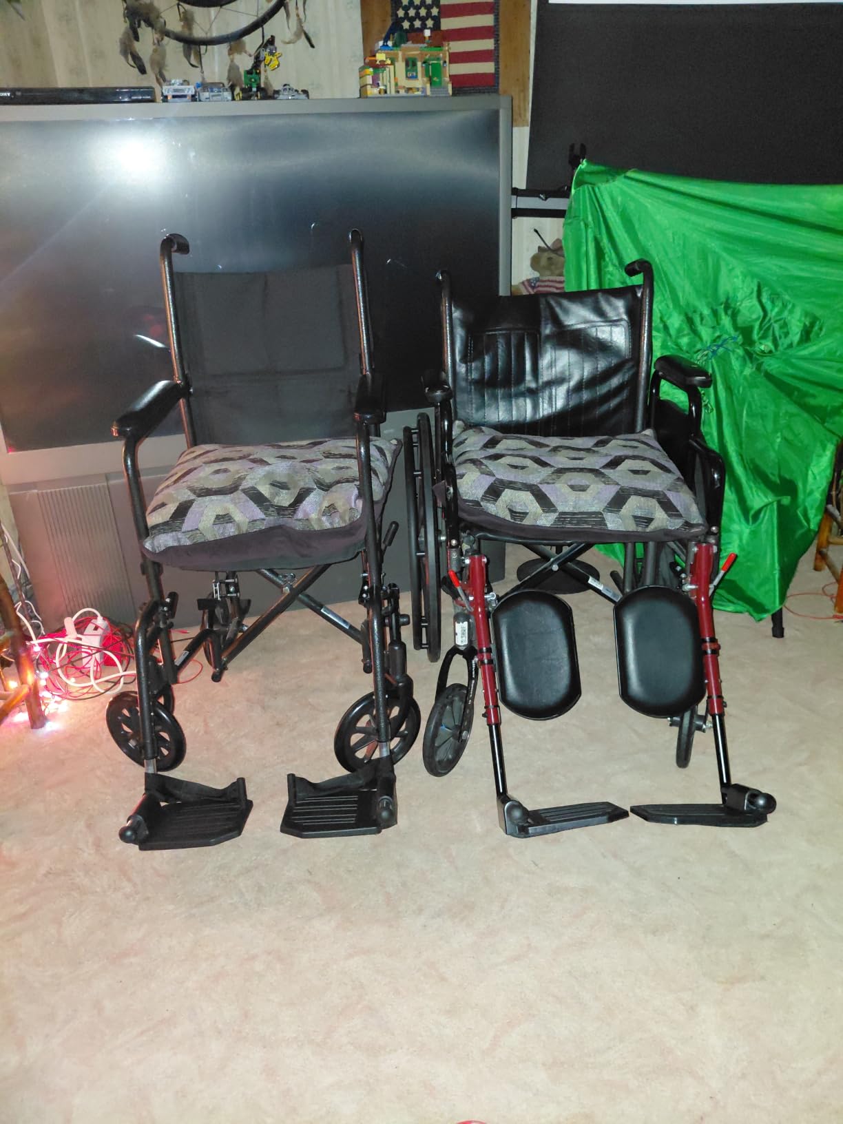 Drive Medical Folding Transport Wheelchair, Swing-Away Footrest, Silver | Lightweight Transport Wheelchair Folds for Easy Storage and Travel with Swing-Away Footrest for Simple Transfers customer photo 2