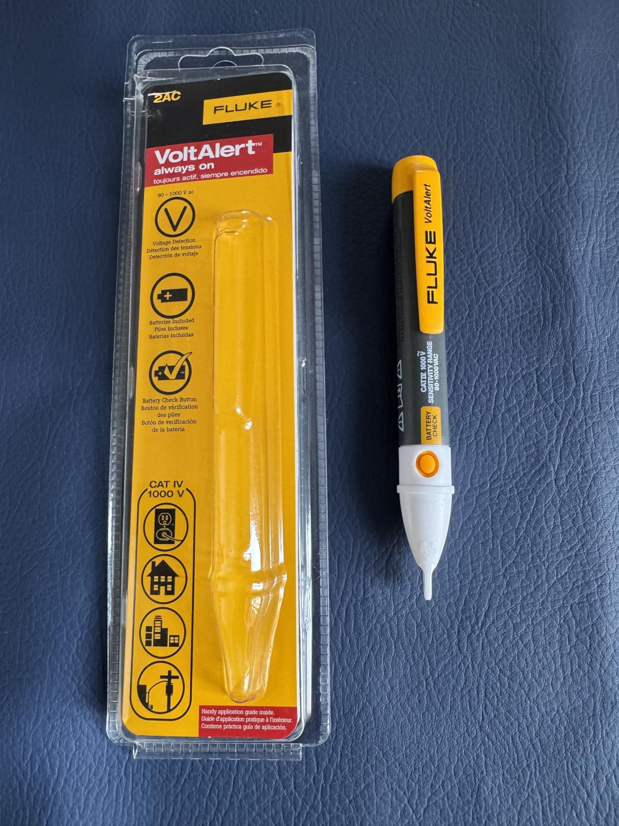 Fluke 2AC Alert Voltage Tester customer photo 2
