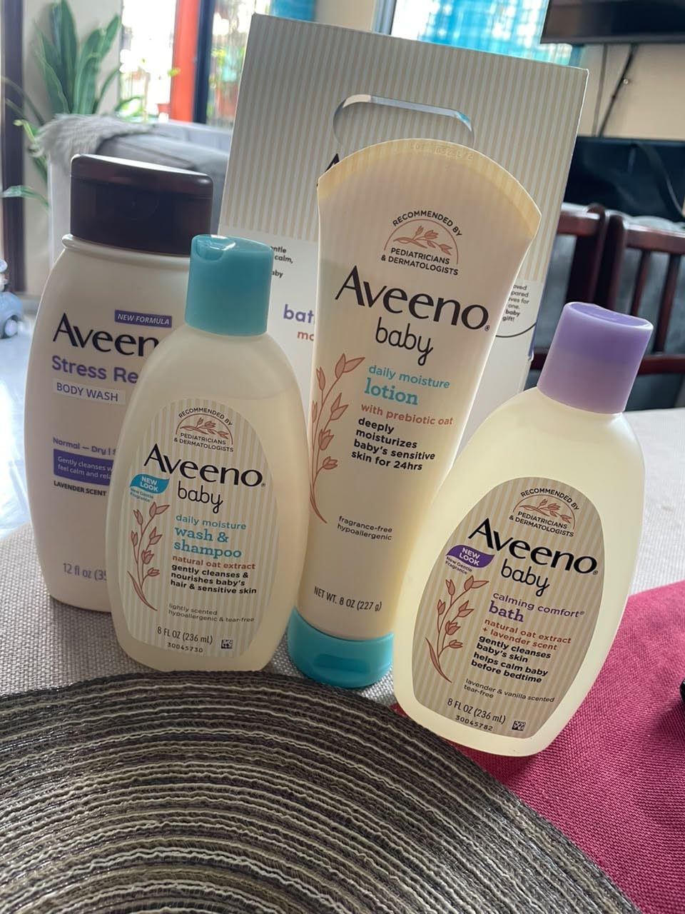 Aveeno Baby Bathtime Solutions Mommy & Me Gift Set, 4 Items customer photo 2