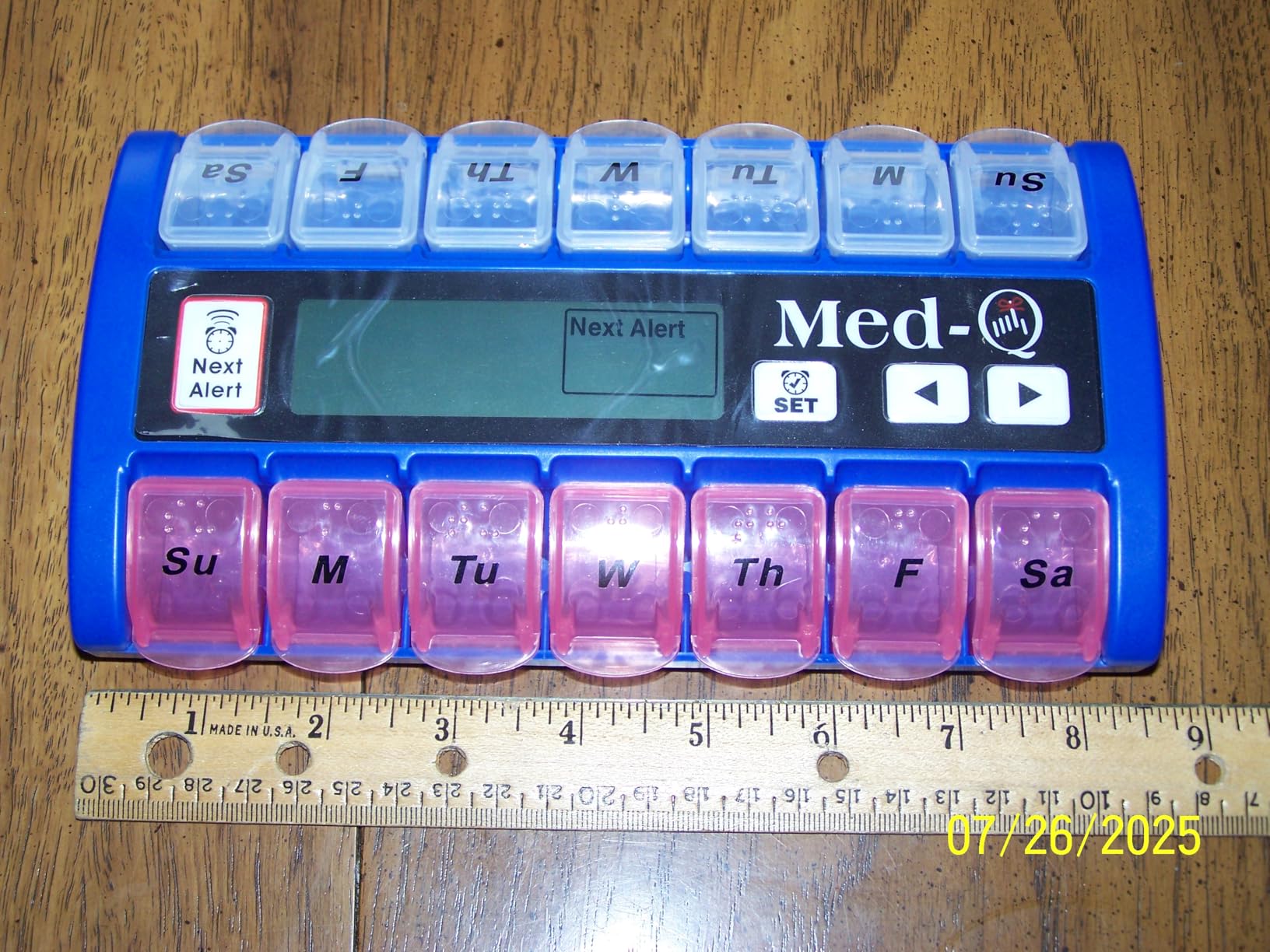 Med-Q Electronic Pill Dispenser with Alarm for Dementia and Elderly | Beeps louder until pills are taken, flashing light shows which box to open, repeats every 30 minutes if missed customer photo 1