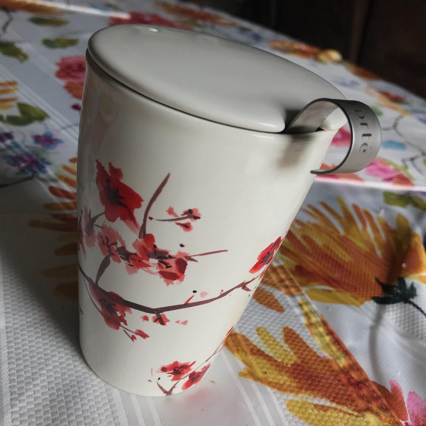 Tea Forte Double-Walled Ceramic Kati Cup, Removable Stainless Steel Infuser Basket and Lid, Steeps 12 oz Loose Leaf Tea, Dishwasher & Microwave Safe, Cherry Blossom customer photo 1