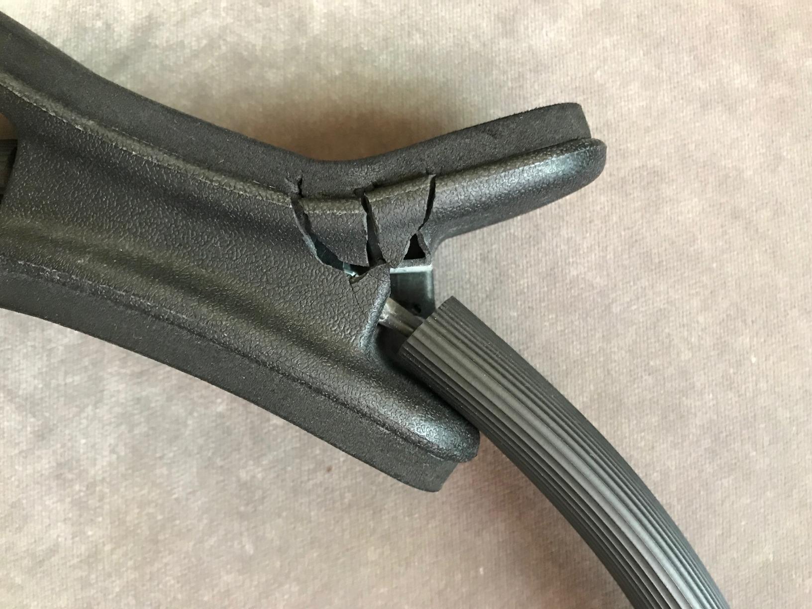 The ProsourceFit Resistance Ring enhances Pilates Workouts with Light Resistance to Help Tone and Strengthen Your Entire core and Body customer photo 2