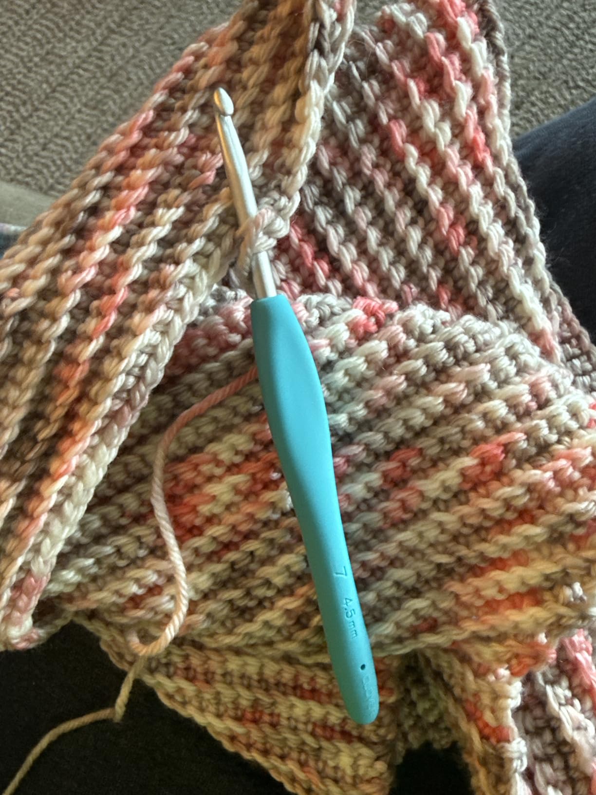 Clover 3672 Amour Crochet Hook Set, 10 sizes customer photo 2