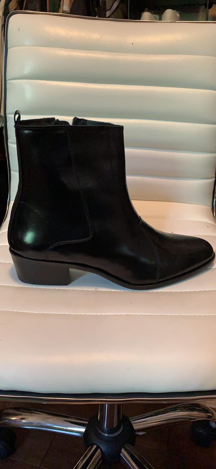 Stacy Adams Men's Santos Plain-Toe Side Zipper Boot customer photo 1
