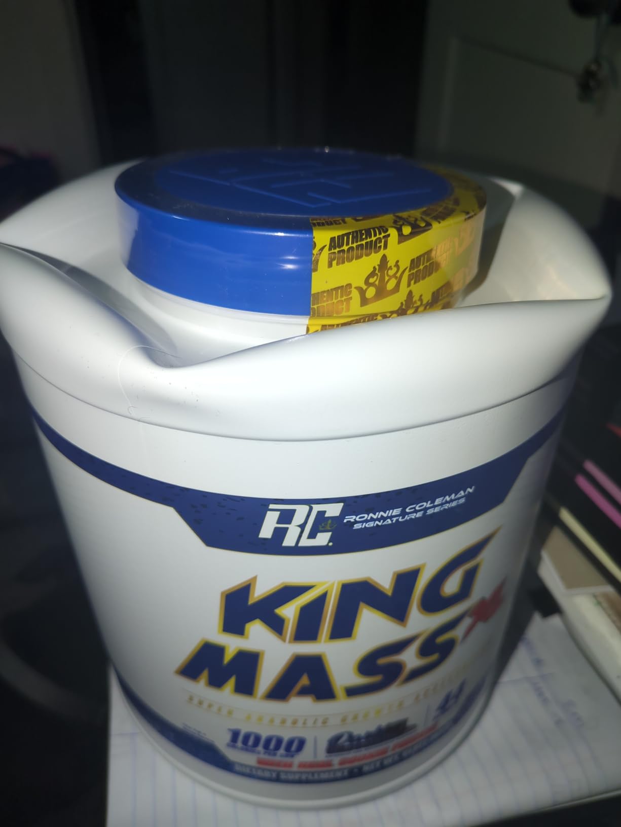 Ronnie Coleman Signature Series King Mass XL Protein Powder, Weight and Muscle Gainer, 60g Protein, 180g Carbohydrates, 1,000+ Calories Per Serving, Creatine and Glutamine, Chocolate, 6 lb customer photo 2