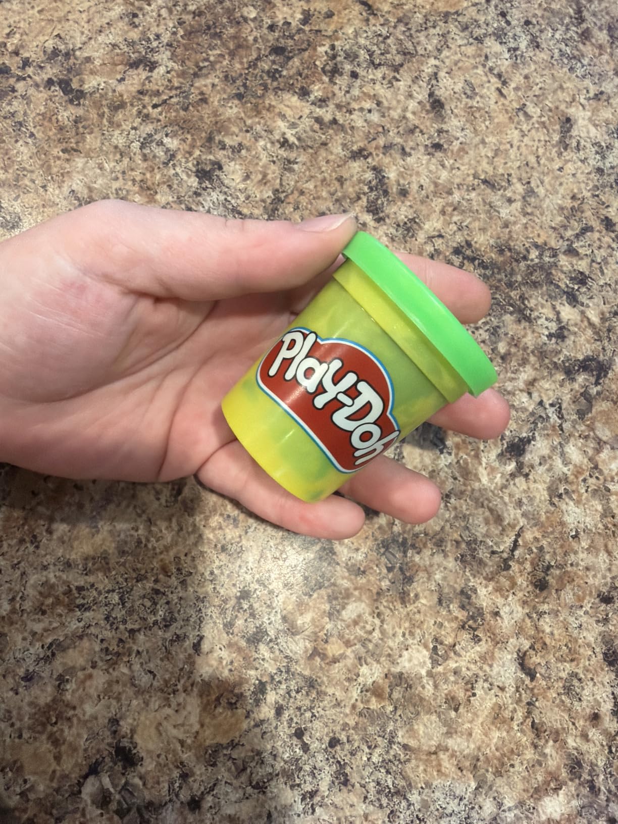 Play Doh Modeling Compound 10-Pack Case of Assorted Colors, Non-Toxic 2 oz. Cans, Back to School Gifts, Prizes, & Party Favors, Preschool Toys for Kids, Ages 2+ (Amazon Exclusive) customer photo 1