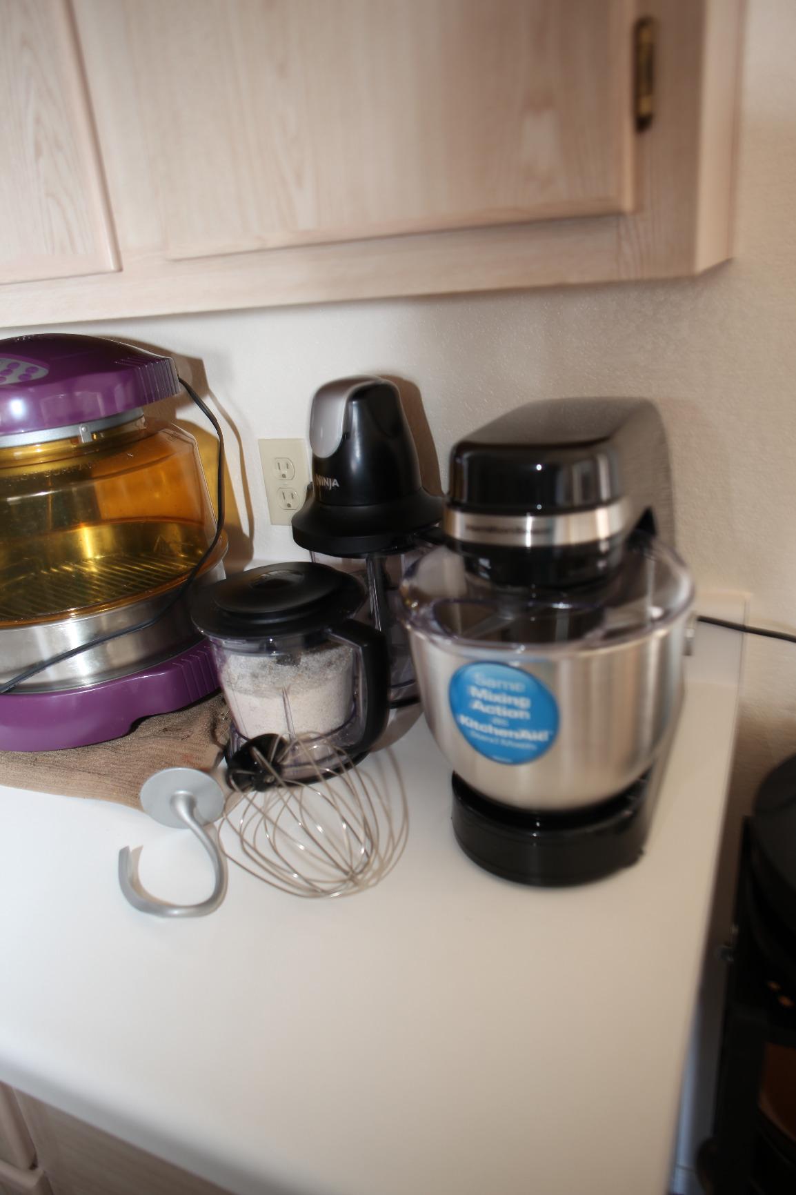 Hamilton Beach 4 Quart Electric Stand Mixer With 7 Speeds customer photo 1