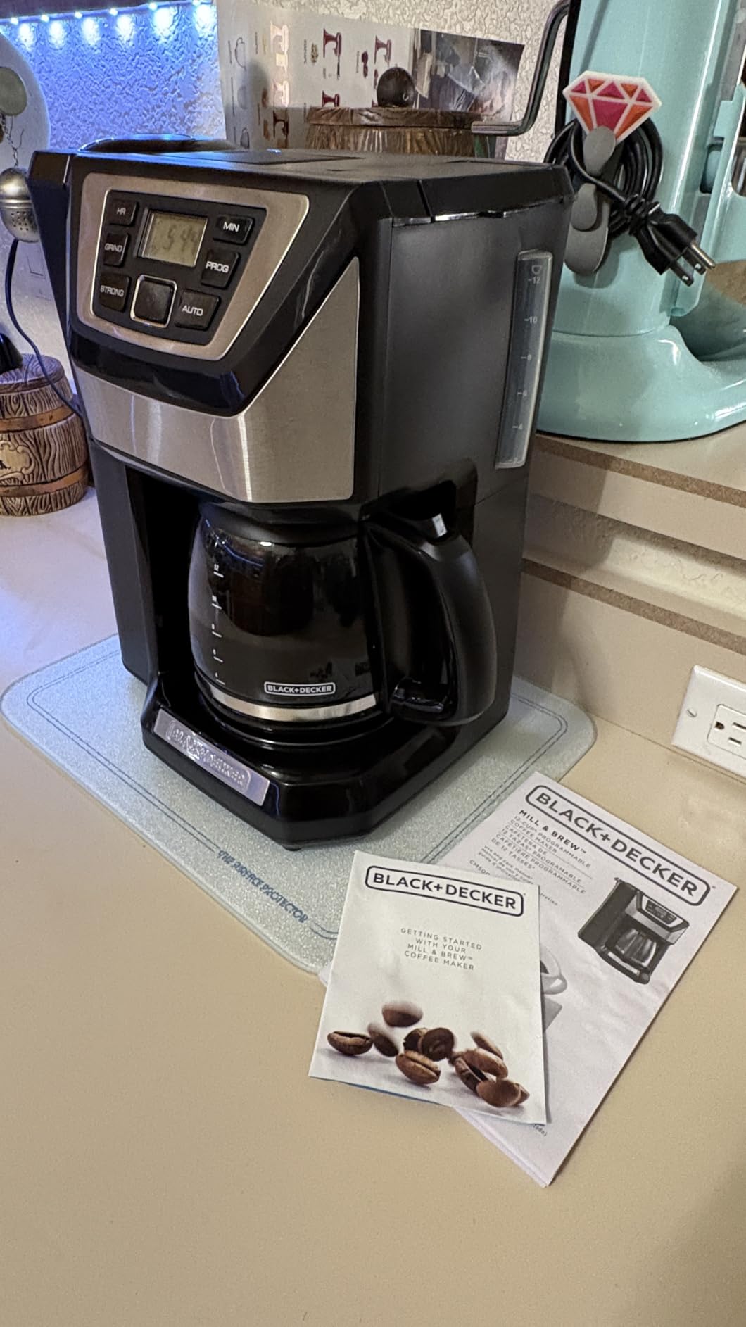 BLACK+DECKER 12-Cup Grind and Brew Coffee Maker customer photo 2