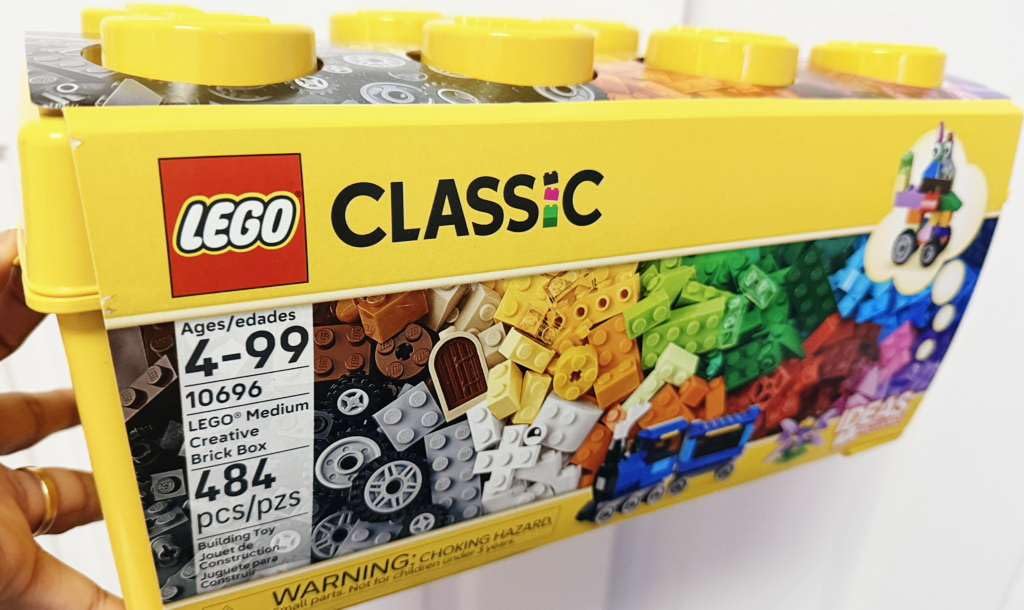 LEGO Classic Medium Creative Brick Box 10696 customer photo 1