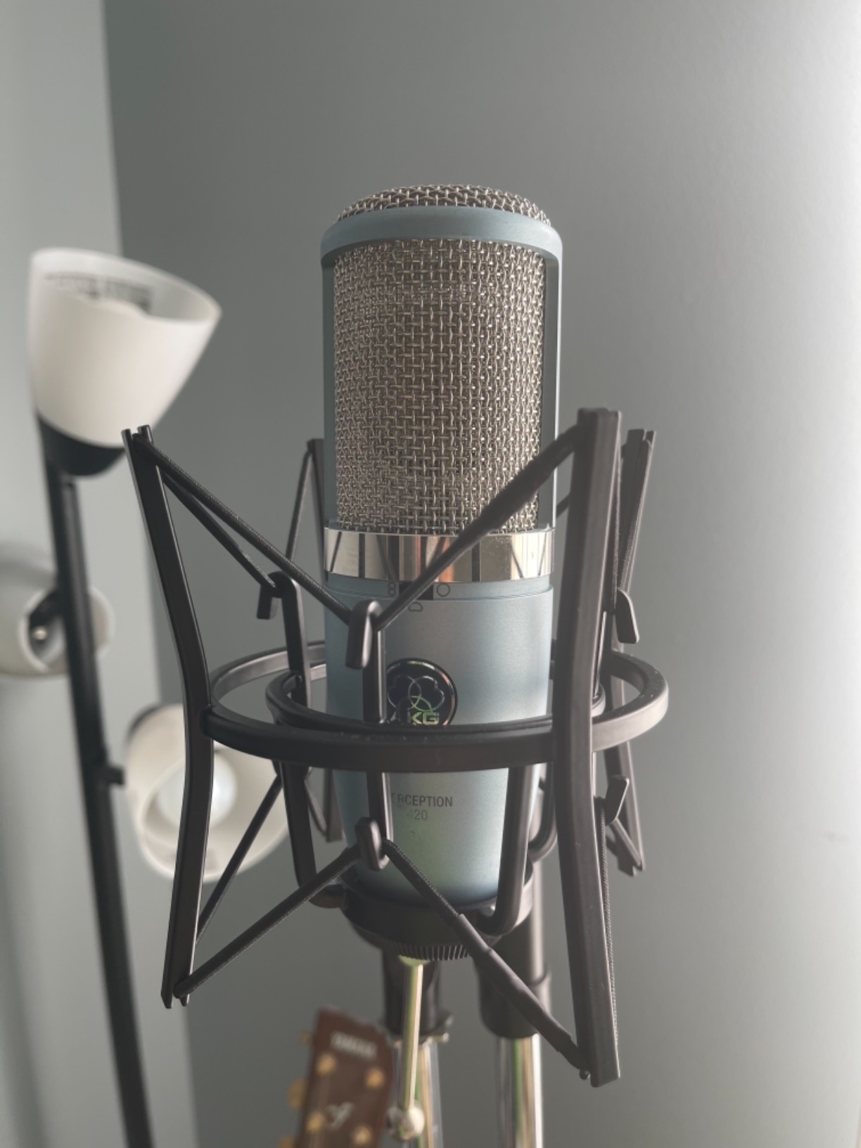 LyxPro MKS1-B Condenser Microphone Shock Mount, Anti-Vibration, Black customer photo 2