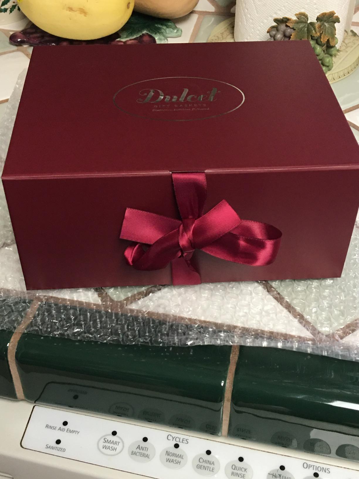 Dulcet Gift Basket – Premium Fresh Gourmet Baked Goods Gift Box for All Occasions – Assorted Brownies, Crumb Cakes, Rugelach & Muffins – Elegant Bakery Dessert Box customer photo 2
