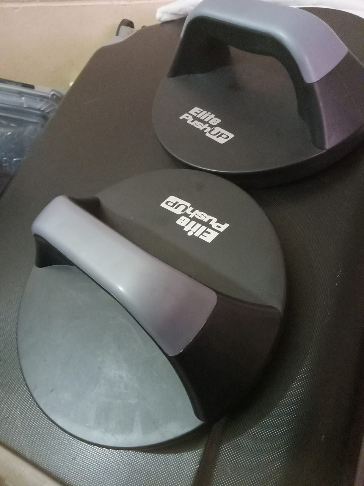 Elite Sportz Push Up Bars - You Will Feel Less Wrist Pain Than When Doing Normal Pushups. Very Sturdy and Won’t Slide Around customer photo 1