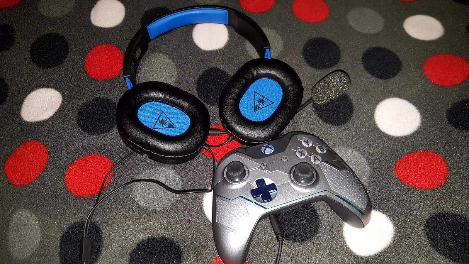 Turtle Beach Recon 50 Wired Multiplatform Gaming Headset for Xbox, PS5, PC customer photo 1