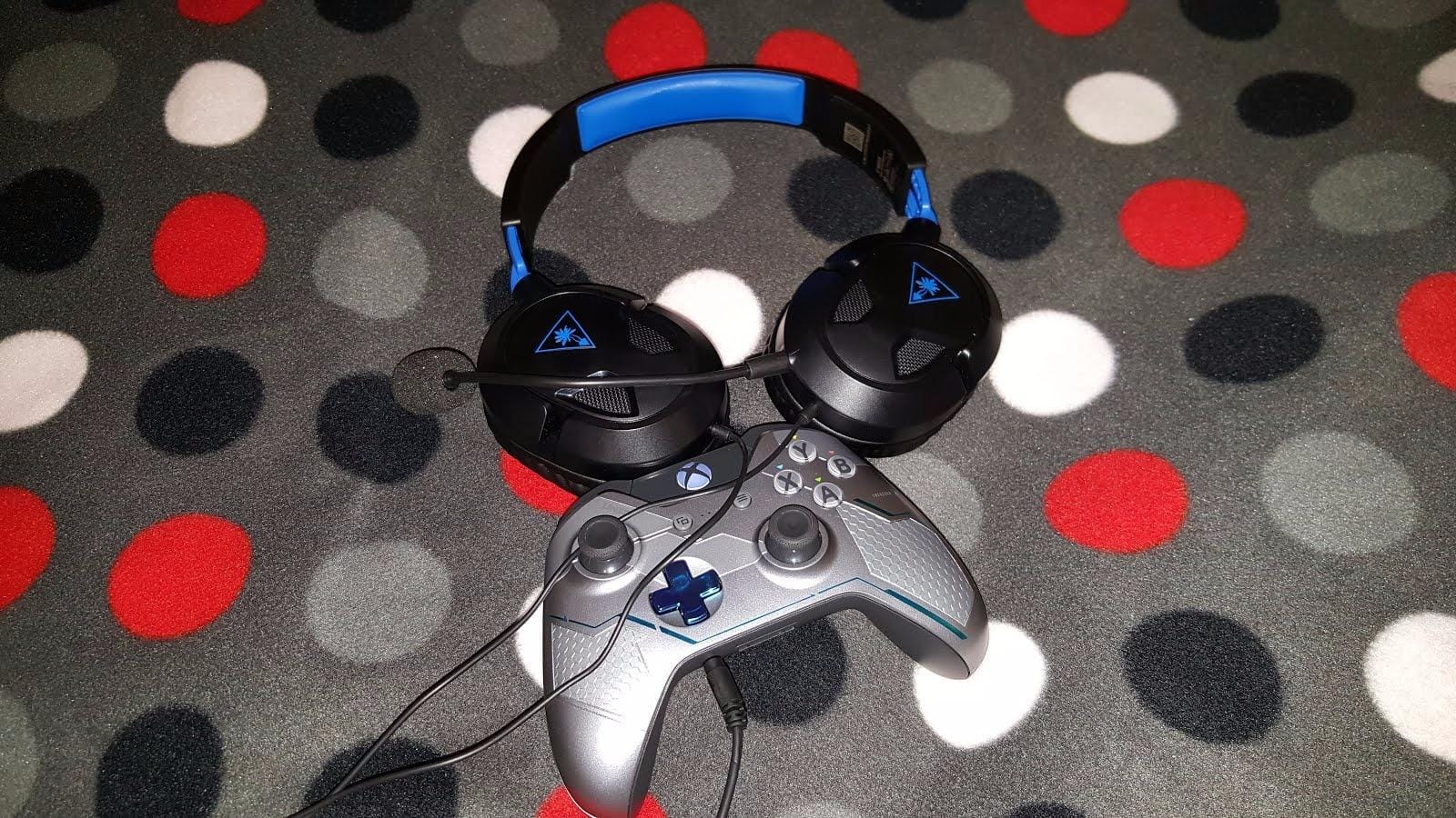 Turtle Beach Recon 50 Wired Multiplatform Gaming Headset for Xbox, PS5, PC customer photo 2