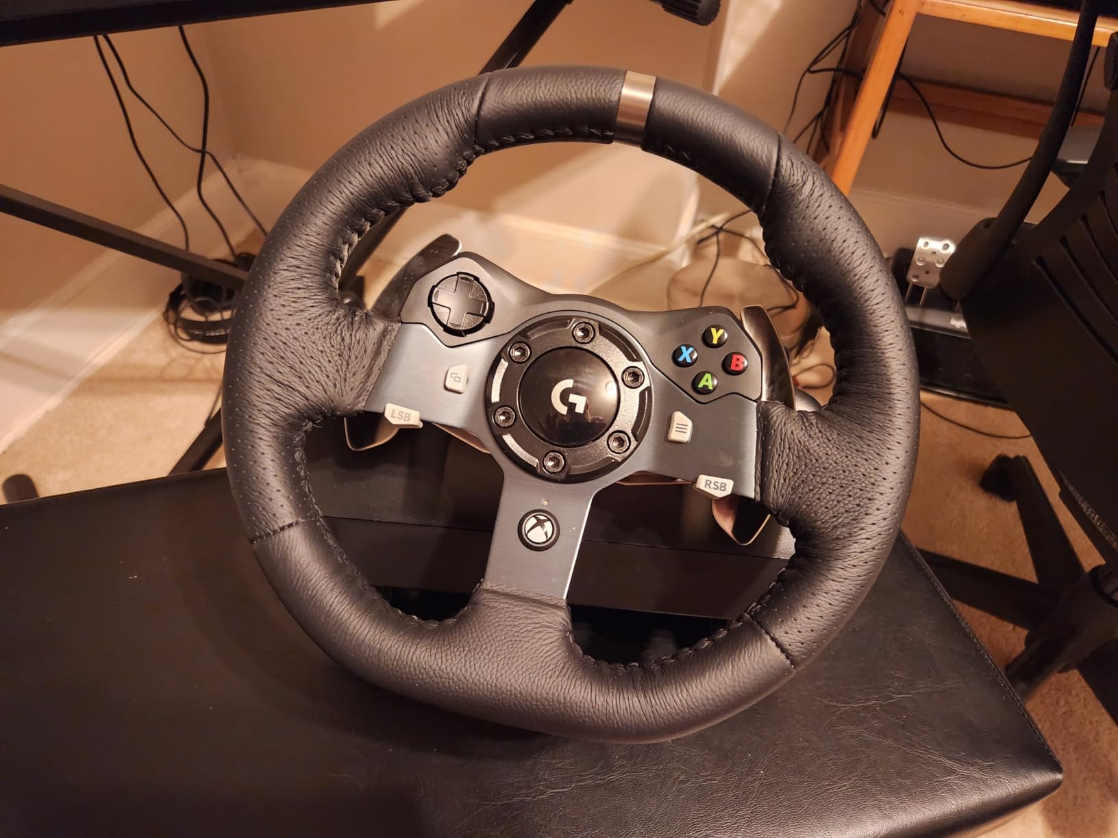 Logitech G920 Racing Wheel and Pedals for Xbox X|S/Xbox One/PC customer photo 2