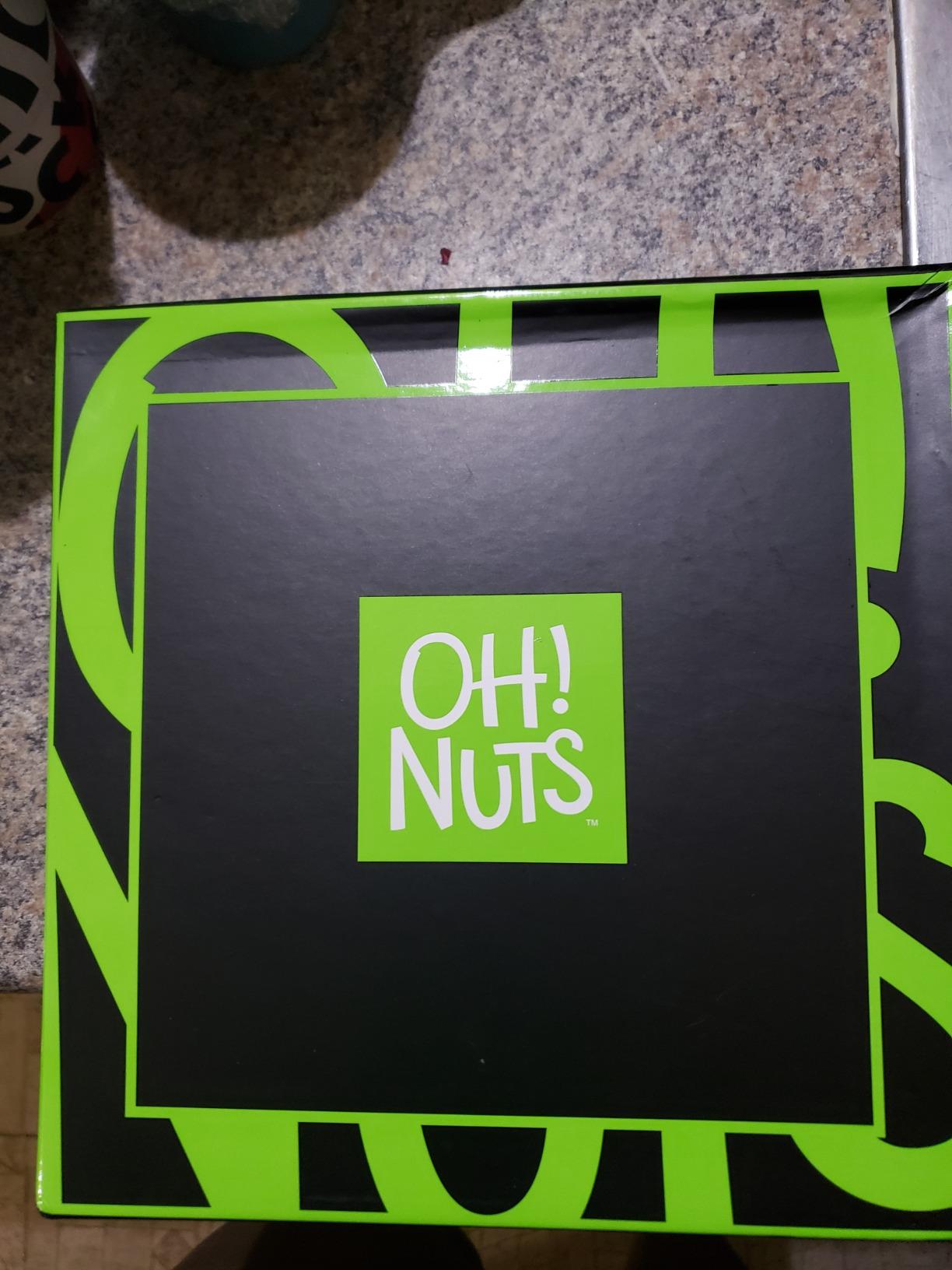 Oh! Nuts Dried Fruits and Nuts Gift Basket - Gourmet Gift Baskets - Healthy Assorted Nuts and Dried Fruit Gift Box - Crafted in USA, Sealed Fresh in Individual Packs (Green Box) customer photo 1
