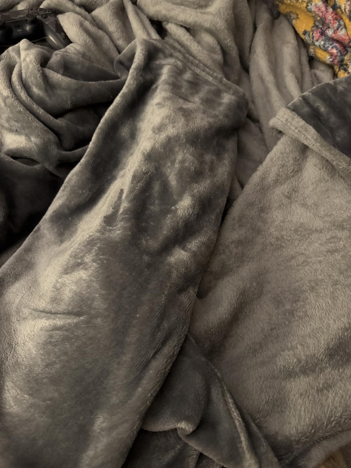 Bedsure GentleSoft Fleece Bed Blankets Queen Size Grey - Soft Cozy Warm Fall Throw Blanket Halloween Decorations Lightweight Anti-Static, Room Home Decor Gifts for Husband and Men, 90x90 inches customer photo 1