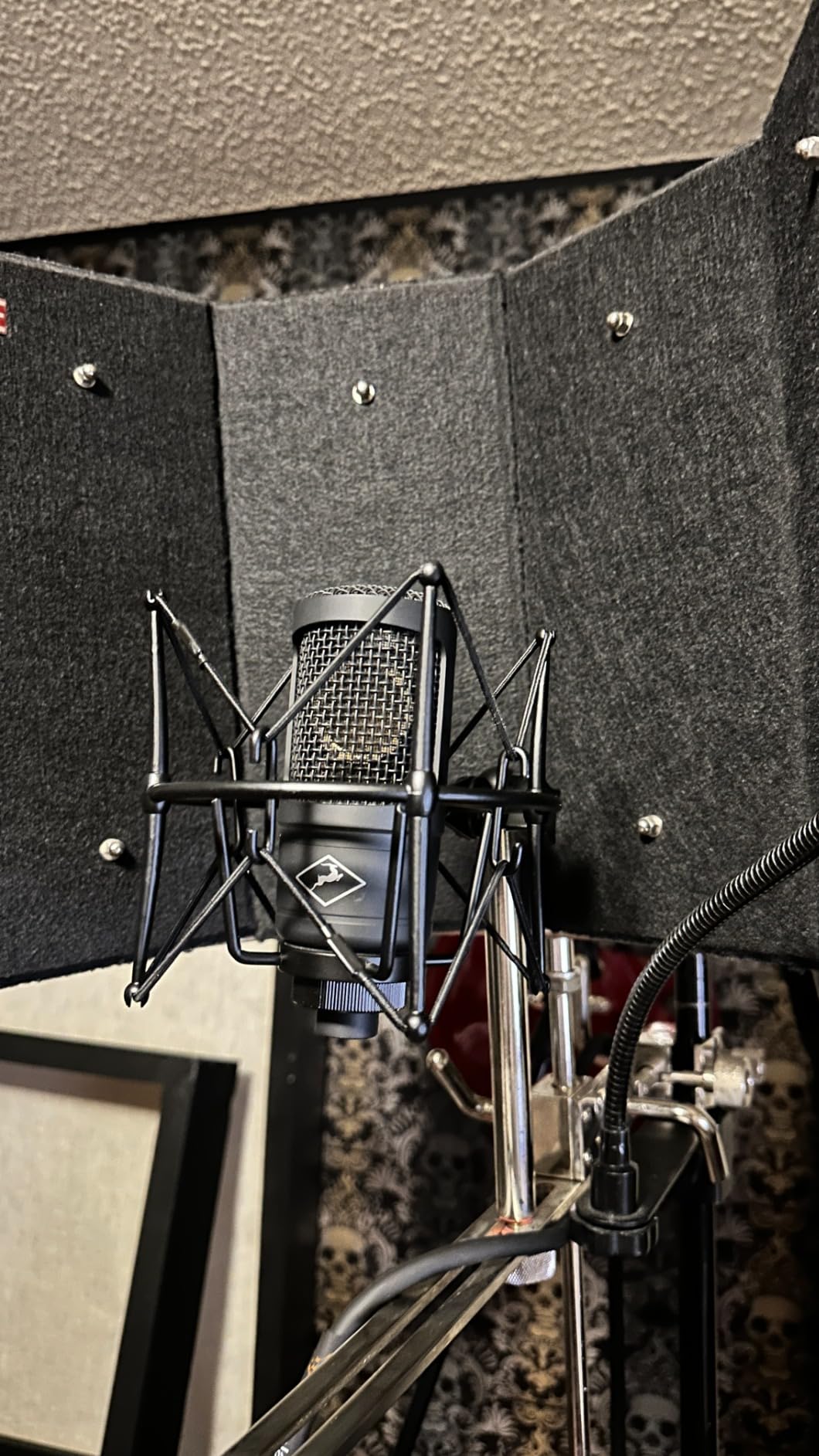Microphone Shock Mount Mic Holder - Anti Vibration Spider Shockmount Compatible with Many Condenser Mics Like AT2020 MXL 770 MXL 990 Samson G Track Pro Rode Procaster NT1-A Neumann U87 etc. customer photo 1