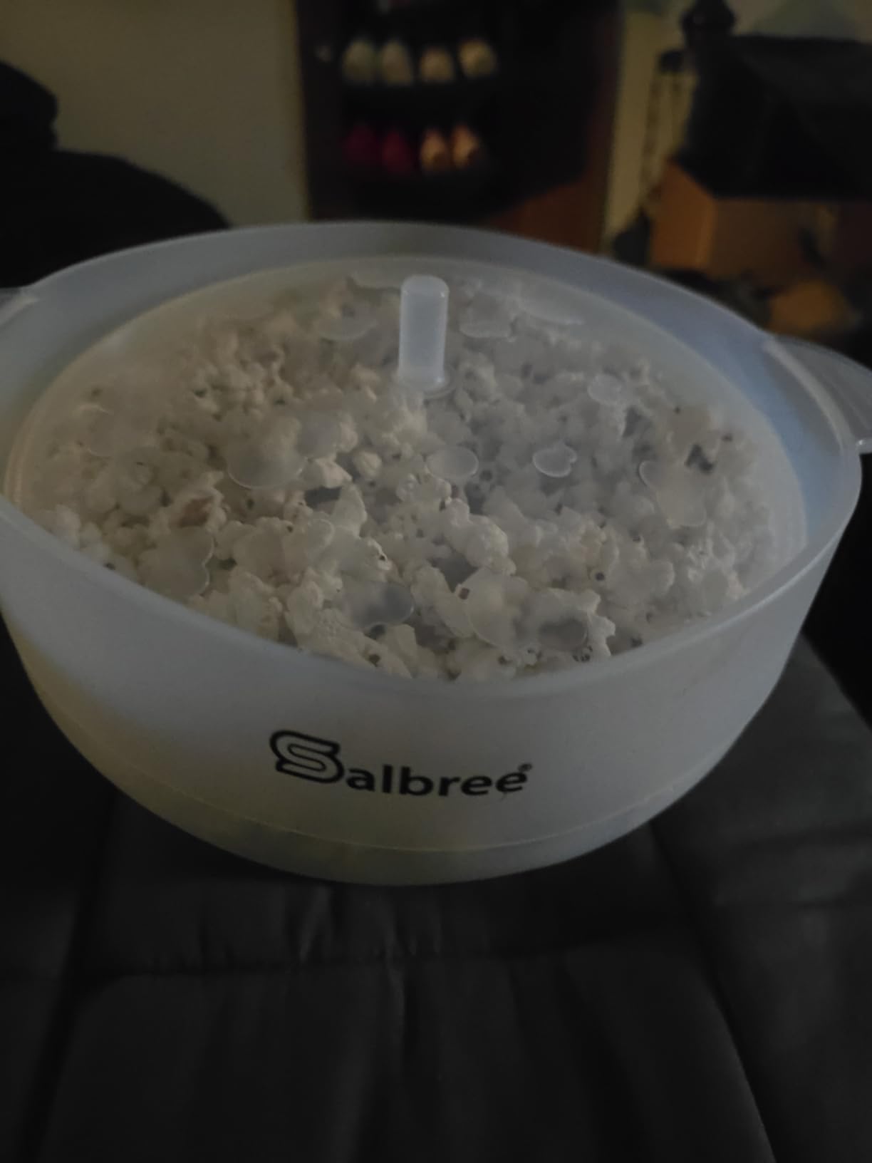 The Original Salbree Collapsible Silicone Microwave Popcorn Popper Maker Machine, Microwavable Bowl Holds 16 Cups, Uses Hot Air and Oil Always Optional - The Most Colors Available (Red) customer photo 1