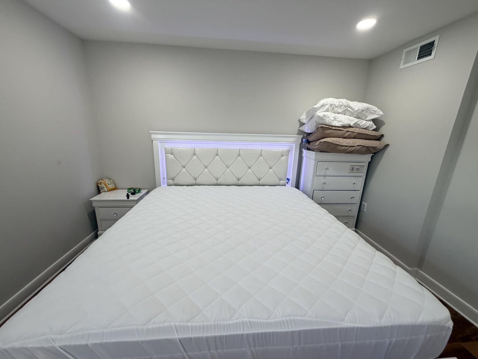 Twin XL Mattress Pad Quilted Mattress Protector Topper fits 16