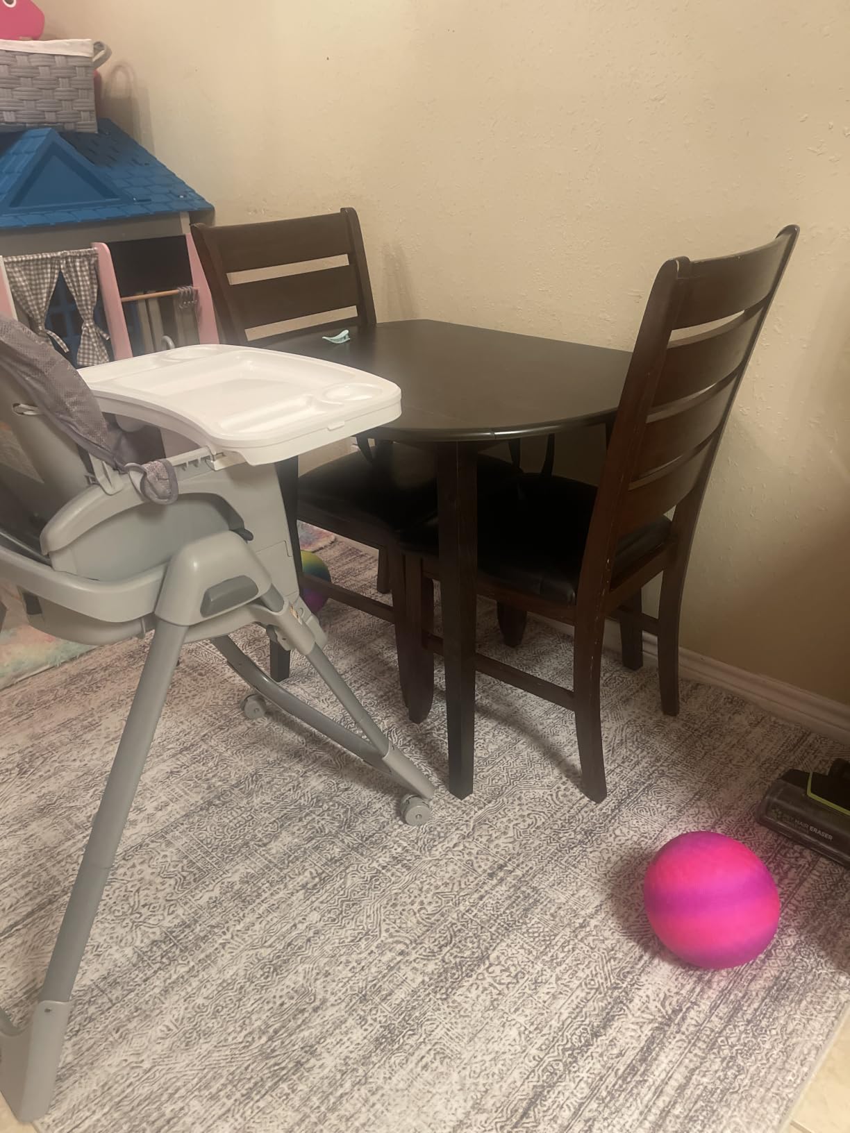 Signature Design by Ashley Small Round Drop Leaf Dining Table, Brown customer photo 1