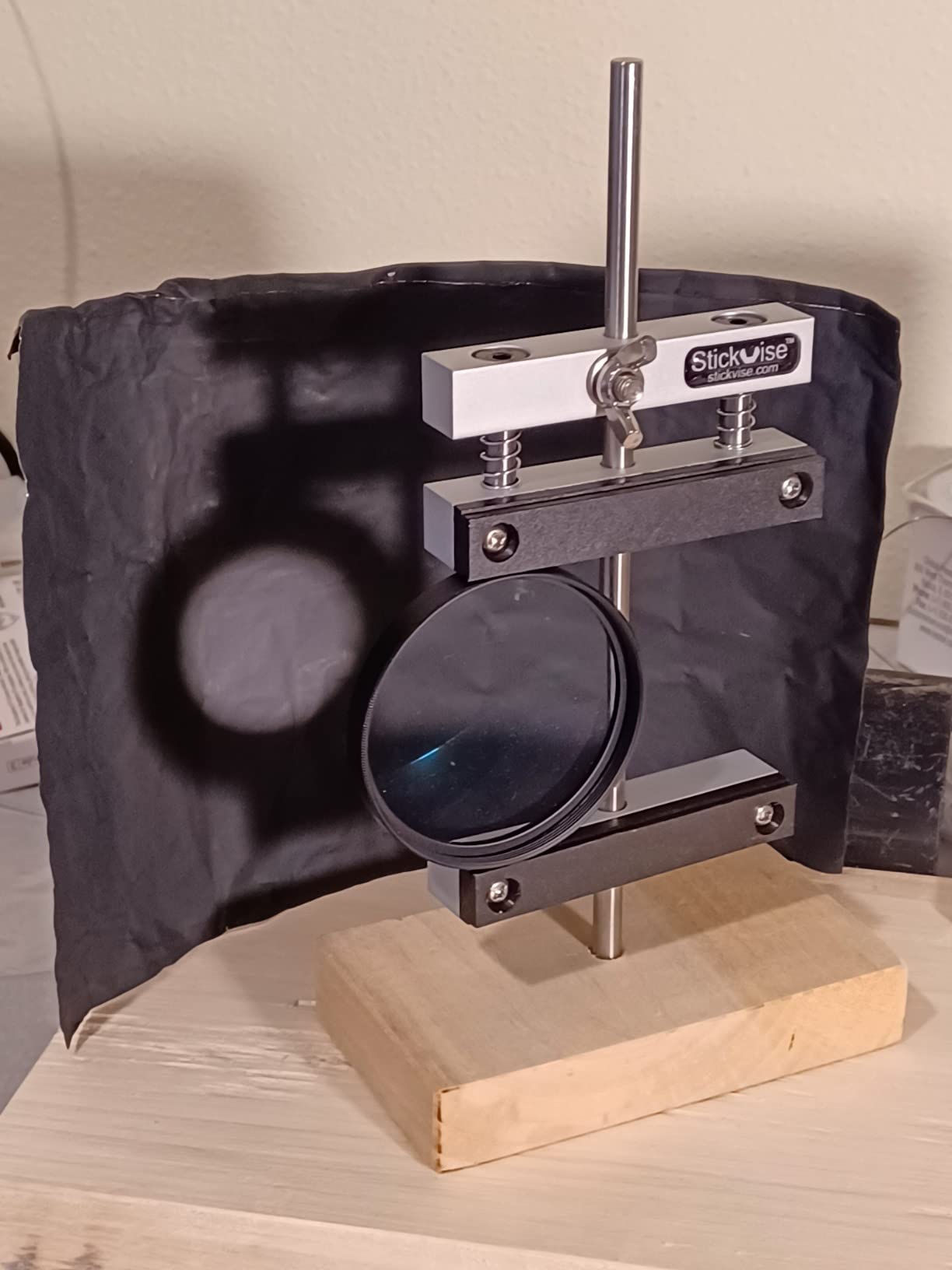 PCB Vise with Standard Nylon Jaws Grey customer photo 1