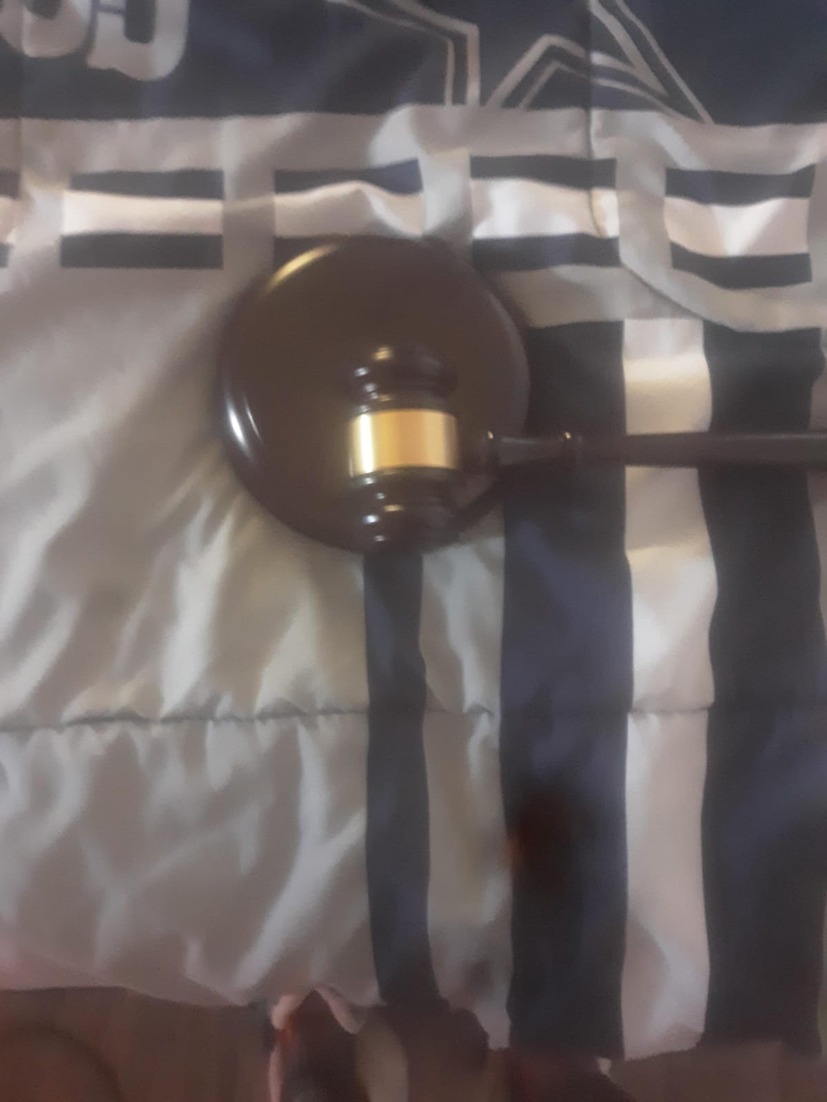 Wooden Gavel with Sound Block Set, Solid Wood Judge Gavel Set, Loud Clear Strike for Meetings, Auctions, Gift, HOA & Mock Trials customer photo 2