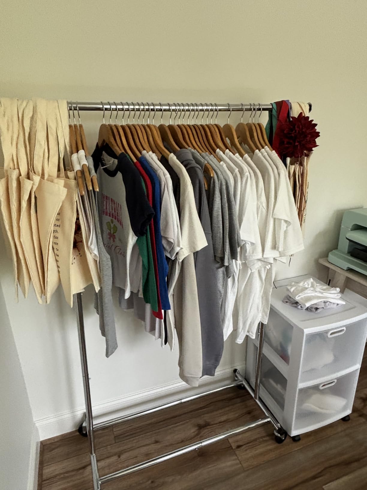 Simple Houseware Heavy Duty Clothing Garment Rack, Chrome customer photo 2