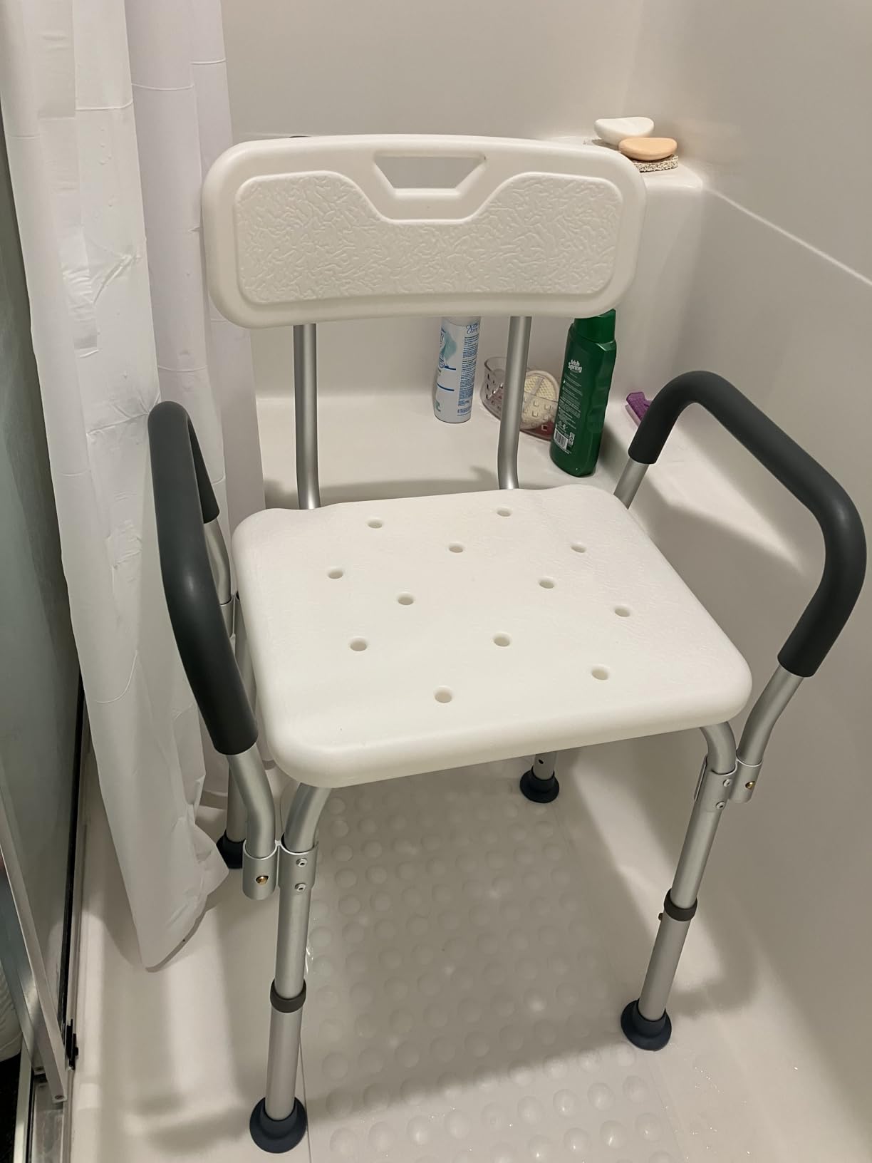 Medline Shower Chair Seat with Padded Armrests and Back, Heavy Duty for Bathtub, Slip Resistant with Adjustable Height, 350 lb Capacity customer photo 2