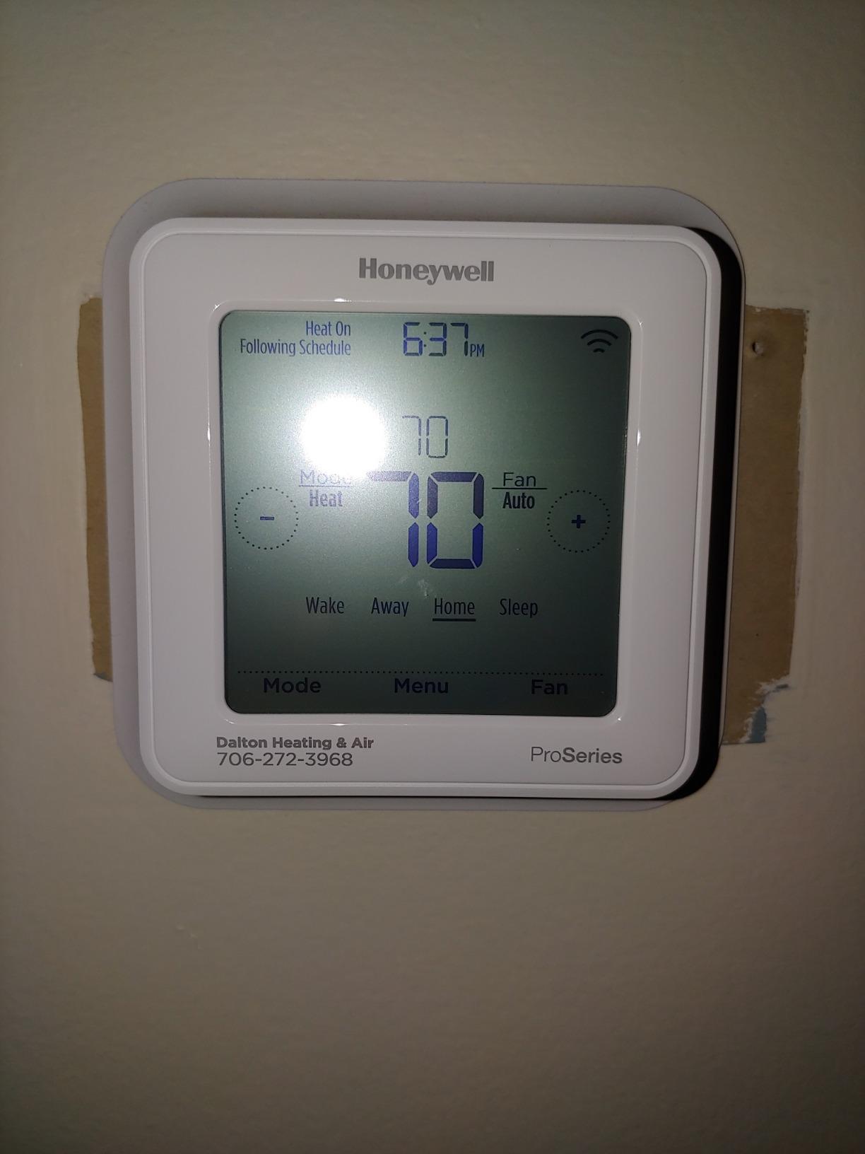 Honeywell TH6320WF2003 LyricT6 WiFi Stat PROG 3HT/2CL customer photo 2