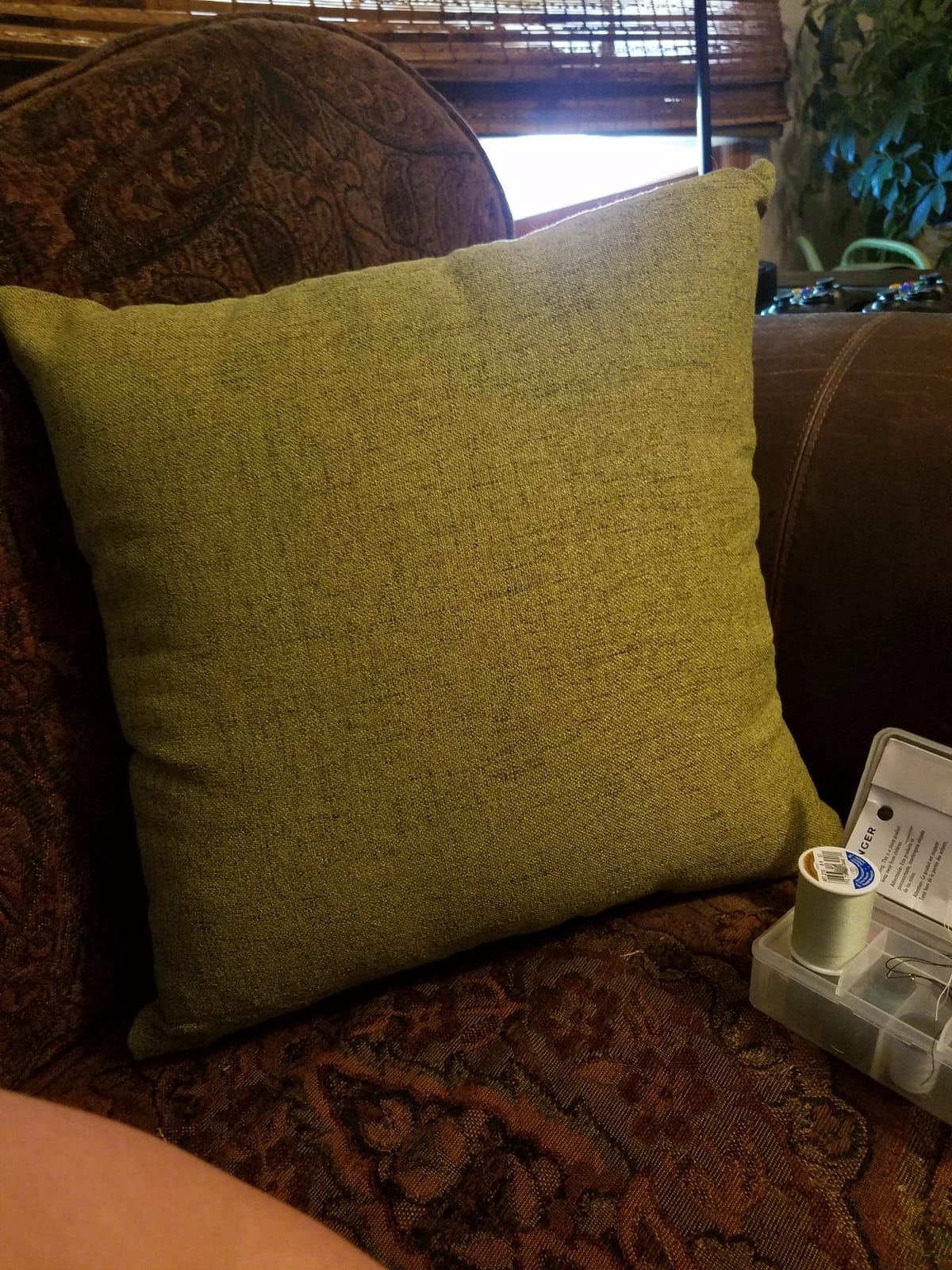 Deconovo Faux Linen Throw Pillow Covers for Sofa and Couch, Hidden Zipper customer photo 2