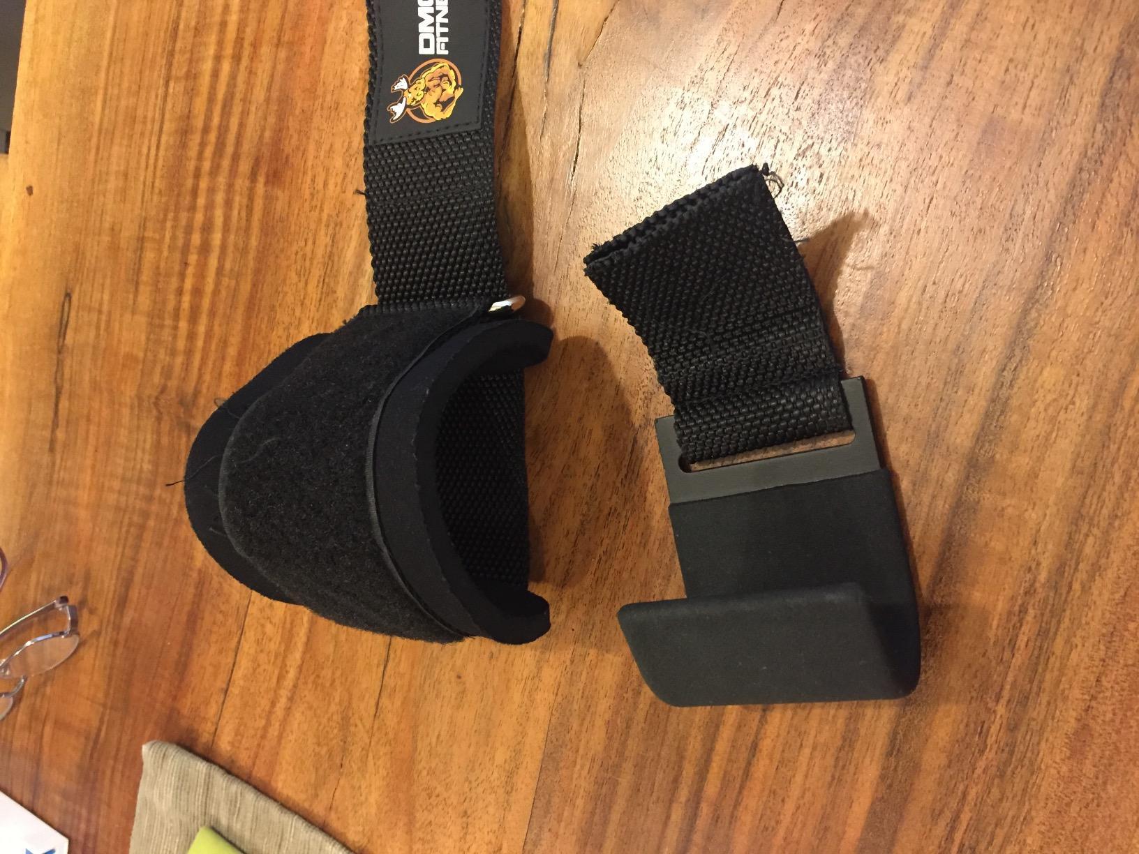 DMoose Fitness Weight Lifting Hooks (Pair) for Deadlifts, Pull Ups, Rows & Shrugs - Anti-Rip Nylon Strap Hand Grips with Thick Wrist Padding - Heavy Duty Wrist Straps for Weightlifting & Gym Workouts customer photo 2