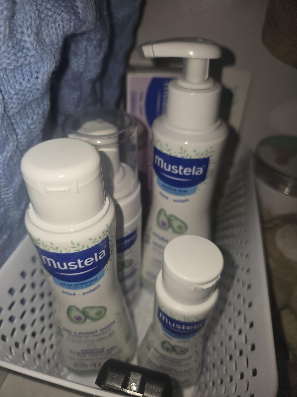 Mustela Newborn Arrival Gift Set - Baby Skincare & Bath Time Essentials - Natural & Plant Based - 5 Items Set customer photo 2