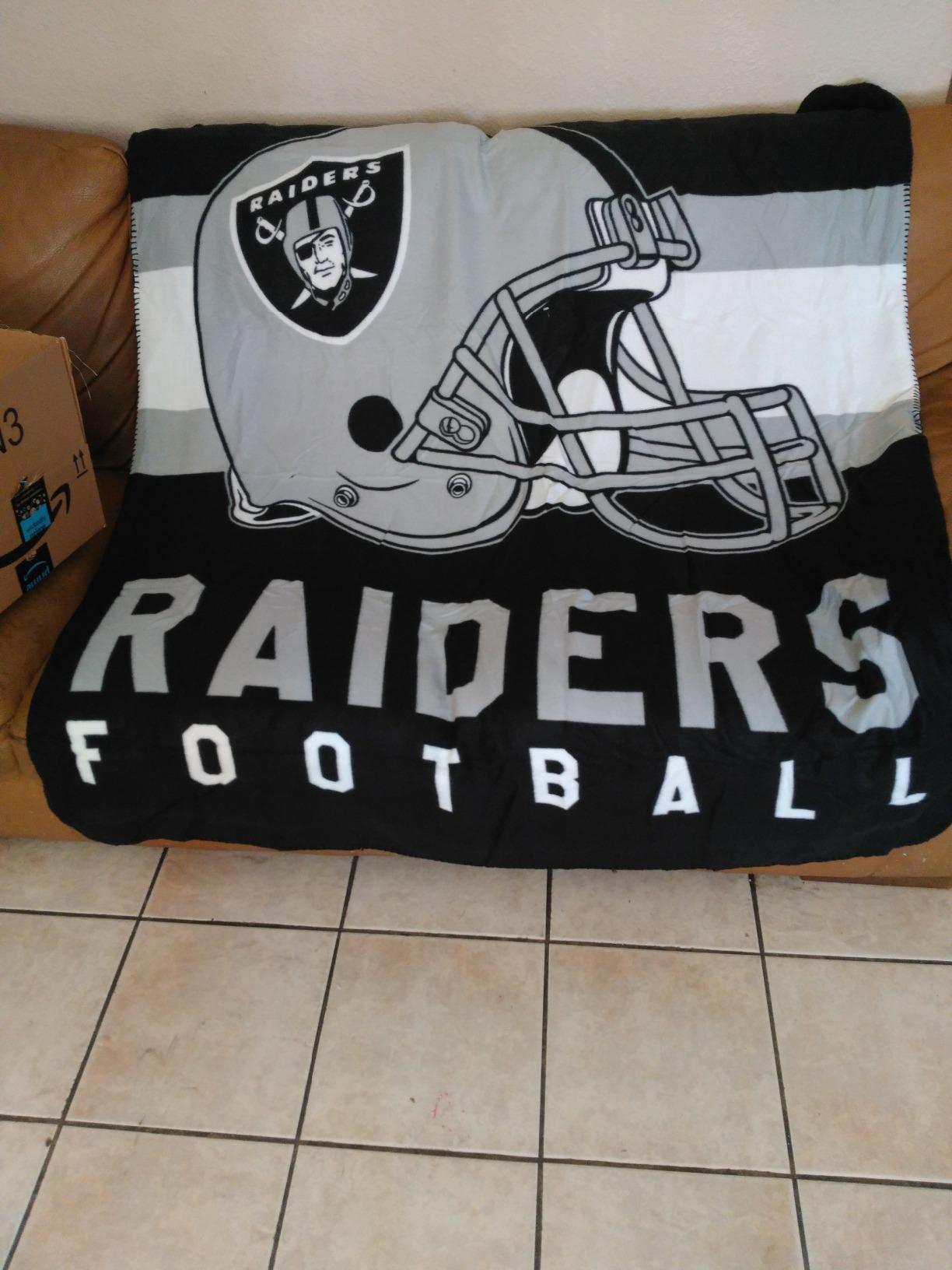 Northwest NFL Unisex-Adult Fleece Marque Throw Blanket 50