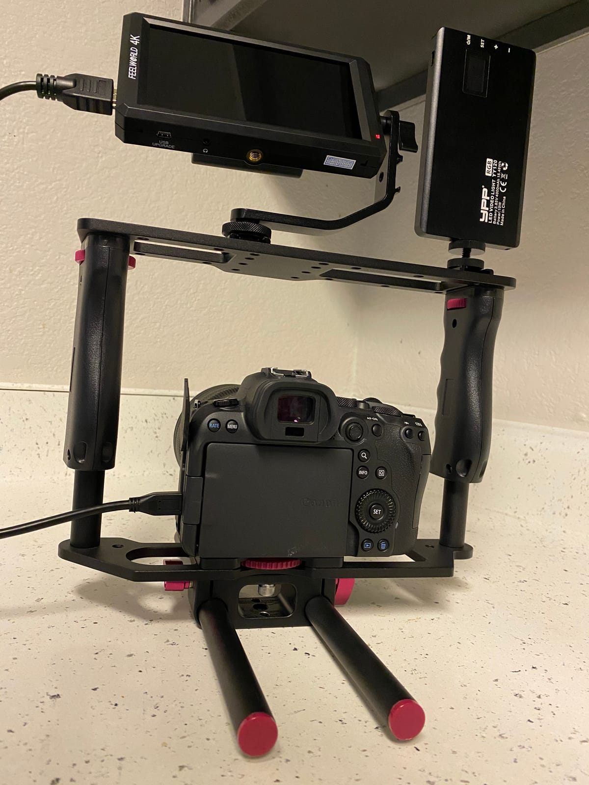 NEEWER Camera Video Cage Film Movie Making Kit, Aluminum Alloy with Top Handle, Dual Hand Grip, Two 15mm Rods, Compatible with Canon Sony Fujifilm Nikon DSLR Camera and Camcorder (Black + Red) customer photo 1