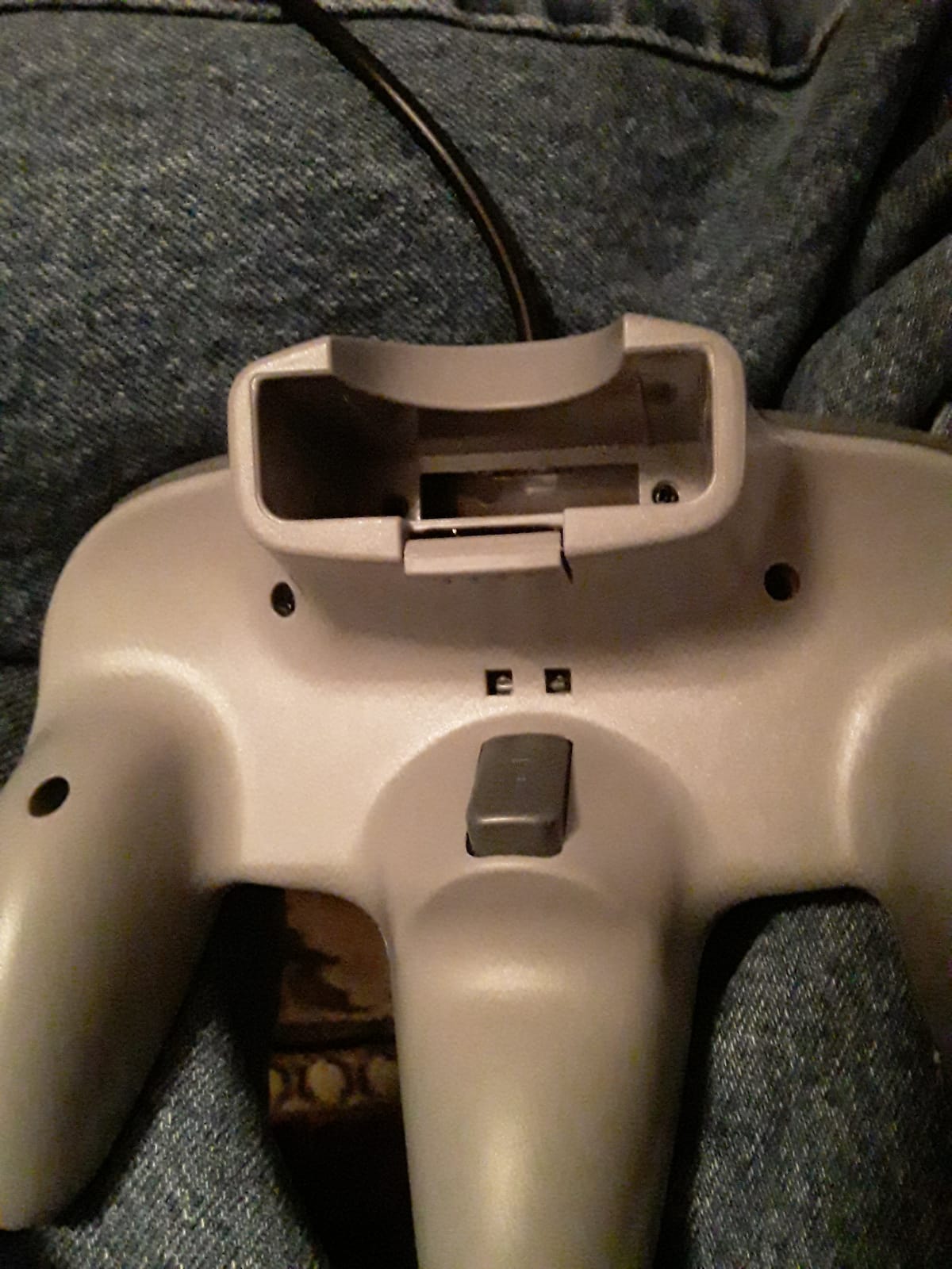 Classic N64 Controller, Wired USB PC Gamepad for Windows PC, macOS (Gray) customer photo 1