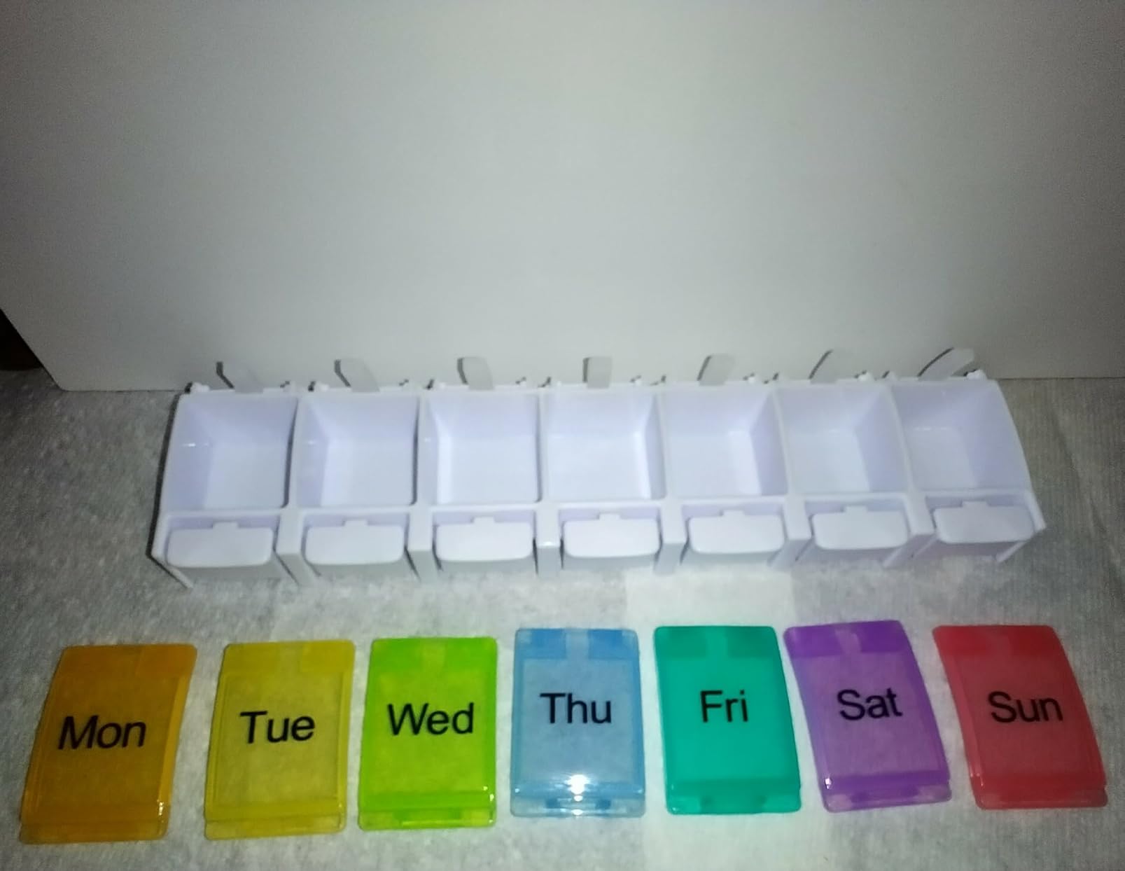 AUVON Weekly Pill Organizer Arthritis Friendly, BPA Free Travel 7 Day Pill Box Case with Spring Open Design and Large Compartment to Hold Vitamins, Cod Liver Oil, Supplements and Medication customer photo 1