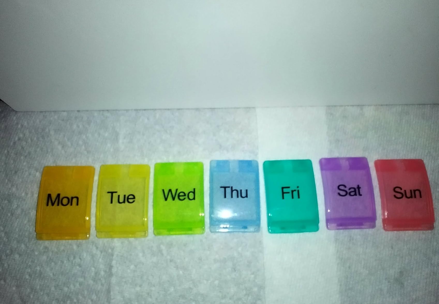 AUVON Weekly Pill Organizer Arthritis Friendly, BPA Free Travel 7 Day Pill Box Case with Spring Open Design and Large Compartment to Hold Vitamins, Cod Liver Oil, Supplements and Medication customer photo 2
