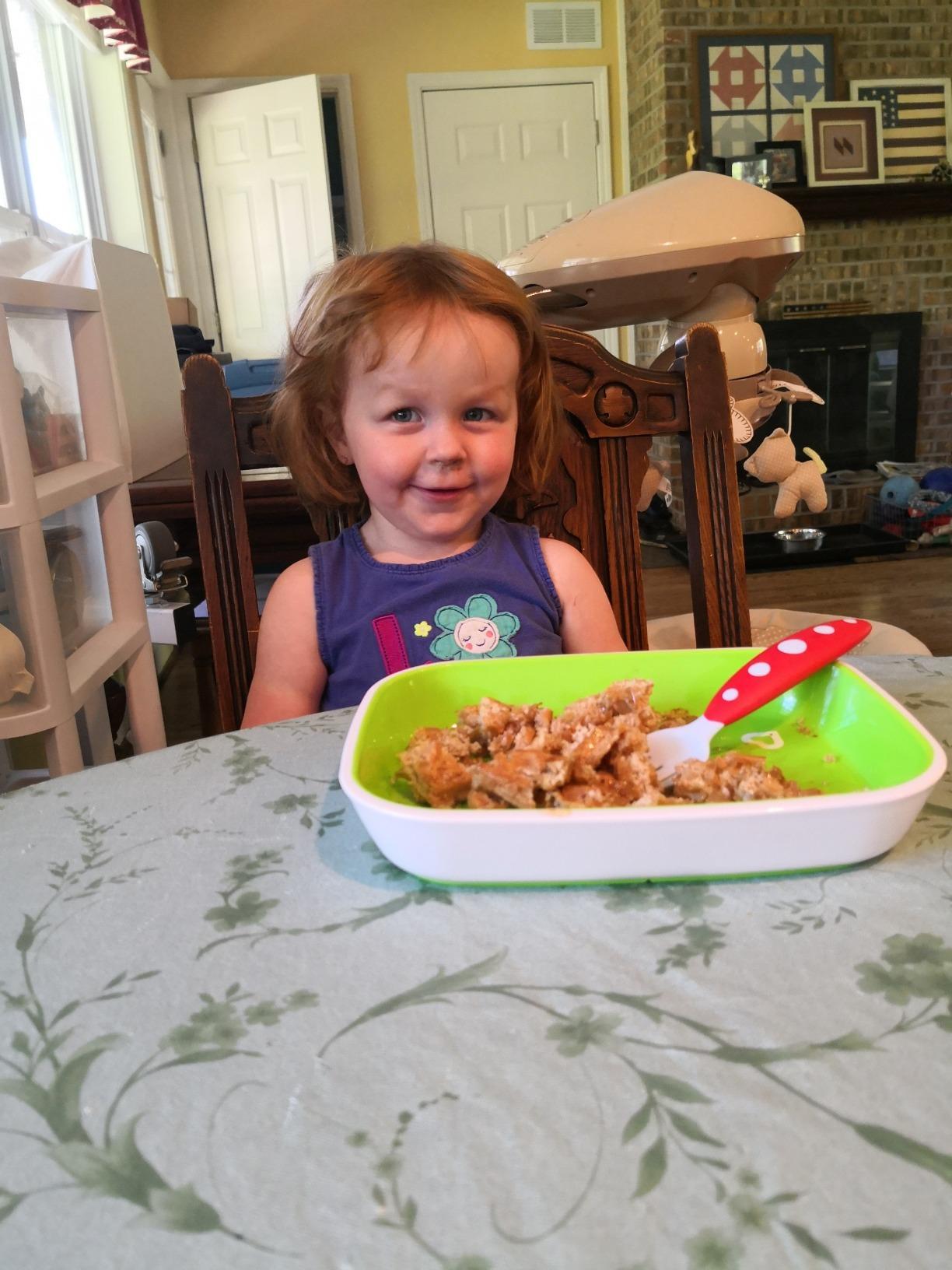 Munchkin® Splash™ 4 Piece Toddler Divided Plate and Bowl Dining Set, Pink/Purple customer photo 2