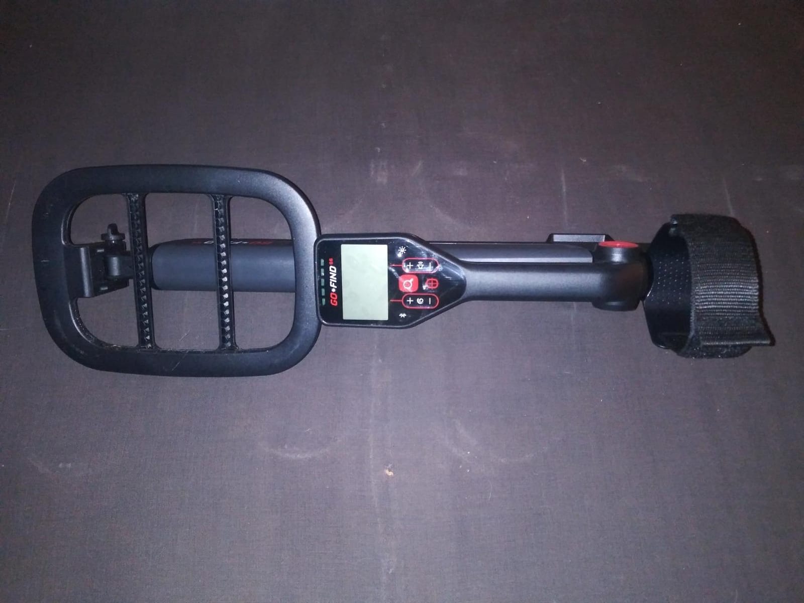 Minelab GO-FIND 66 High-Power Ultra-Light Metal Detector for Adults with 10
