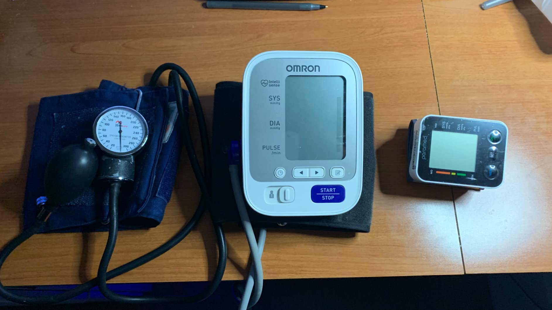 PARAMED Automatic Wrist Blood Pressure Monitor: Blood-Pressure Kit of Bp Cuff + 2AAA and Carrying case - Irregular Heartbeat Detector & 90 Readings Memory Function & Large Display customer photo 2