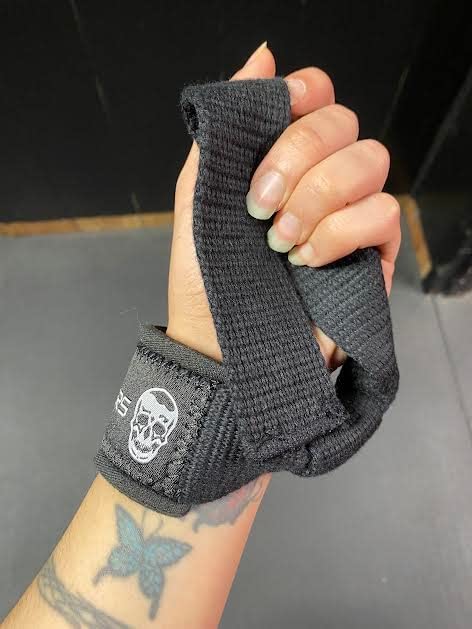Gymreapers Lifting Wrist Straps for Weightlifting, Bodybuilding, Powerlifting, Strength Training, & Deadlifts - Padded Neoprene with 18
