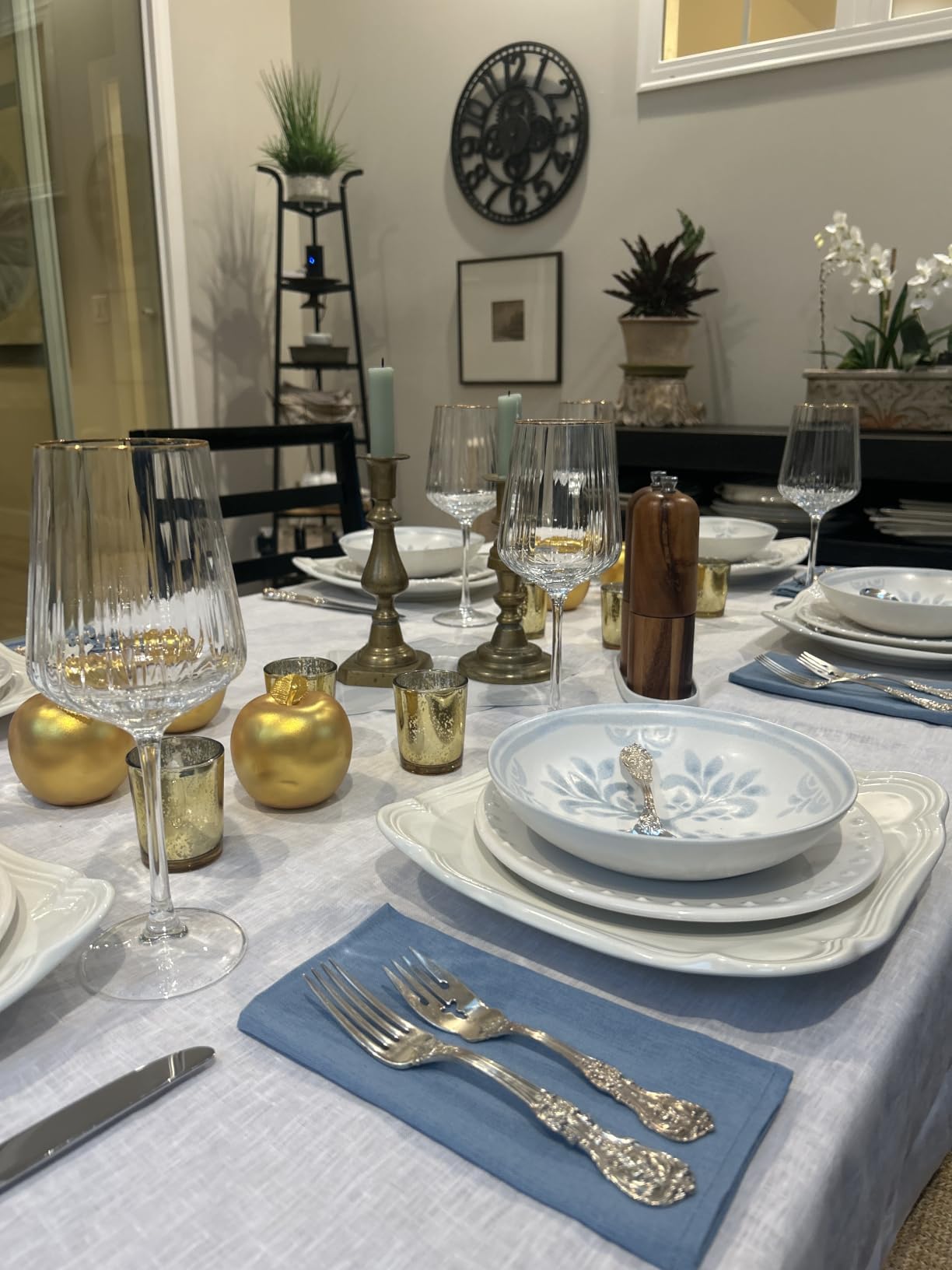 Solid Color Polyester Linen Blended Thin Dinner Napkins - Pack of 12 (40 x 40 cm) - for Events & Home Use (Army Green) customer photo 1