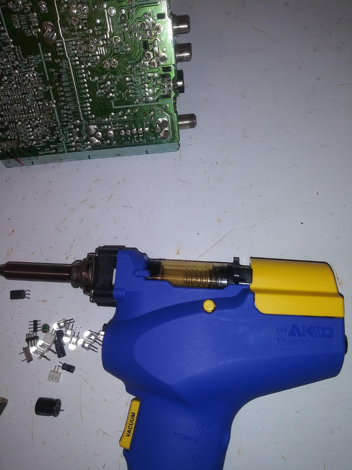 Hakko FR301-03/P Portable Desoldering Tool with Precise Temperature Control °F /°C customer photo 1