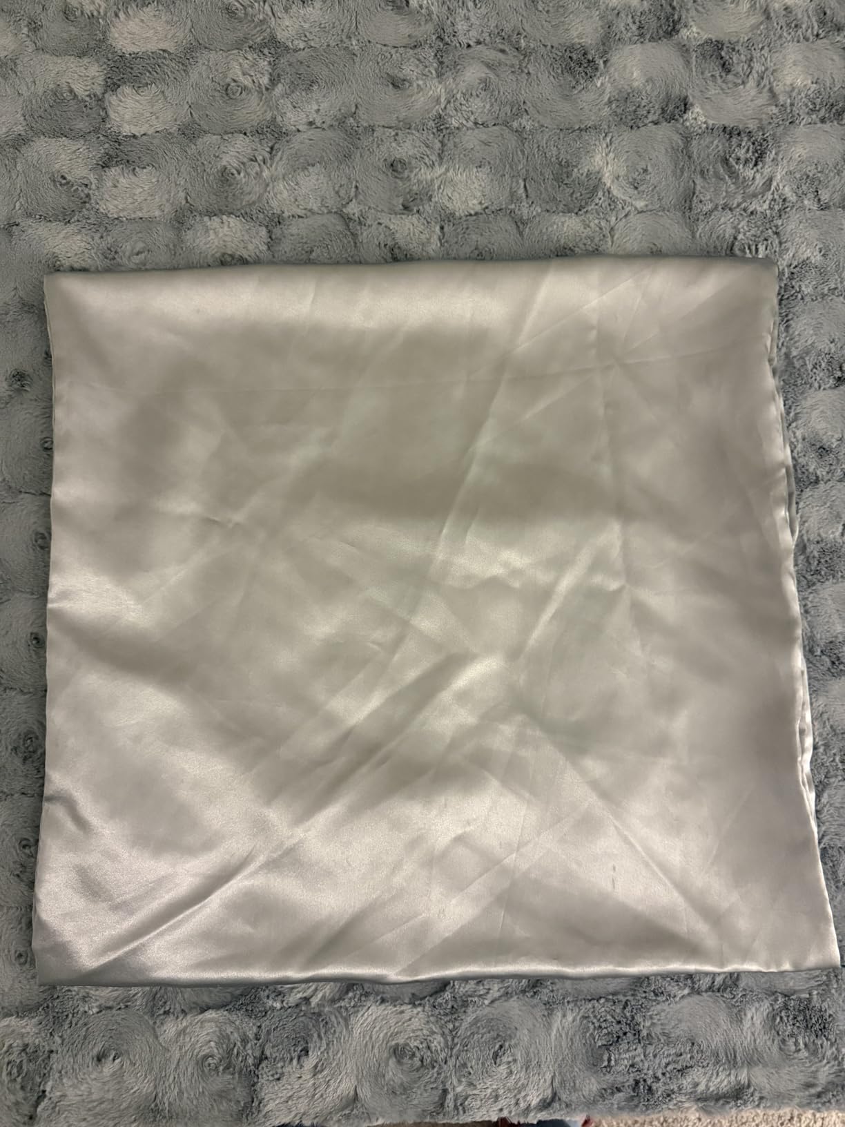 Bedsure Satin Pillowcases Queen Set of 2, Similar to Silk Pillow Case Black customer photo 2