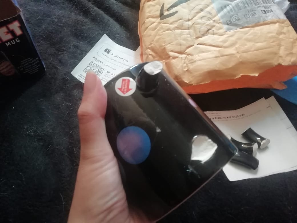 The Unemployed Philosophers Guild Heat Transforming Color Changing Planet Mug - Hot Coffee Reveals the Solar System, Comes in a Fun Box, 12oz customer photo 2