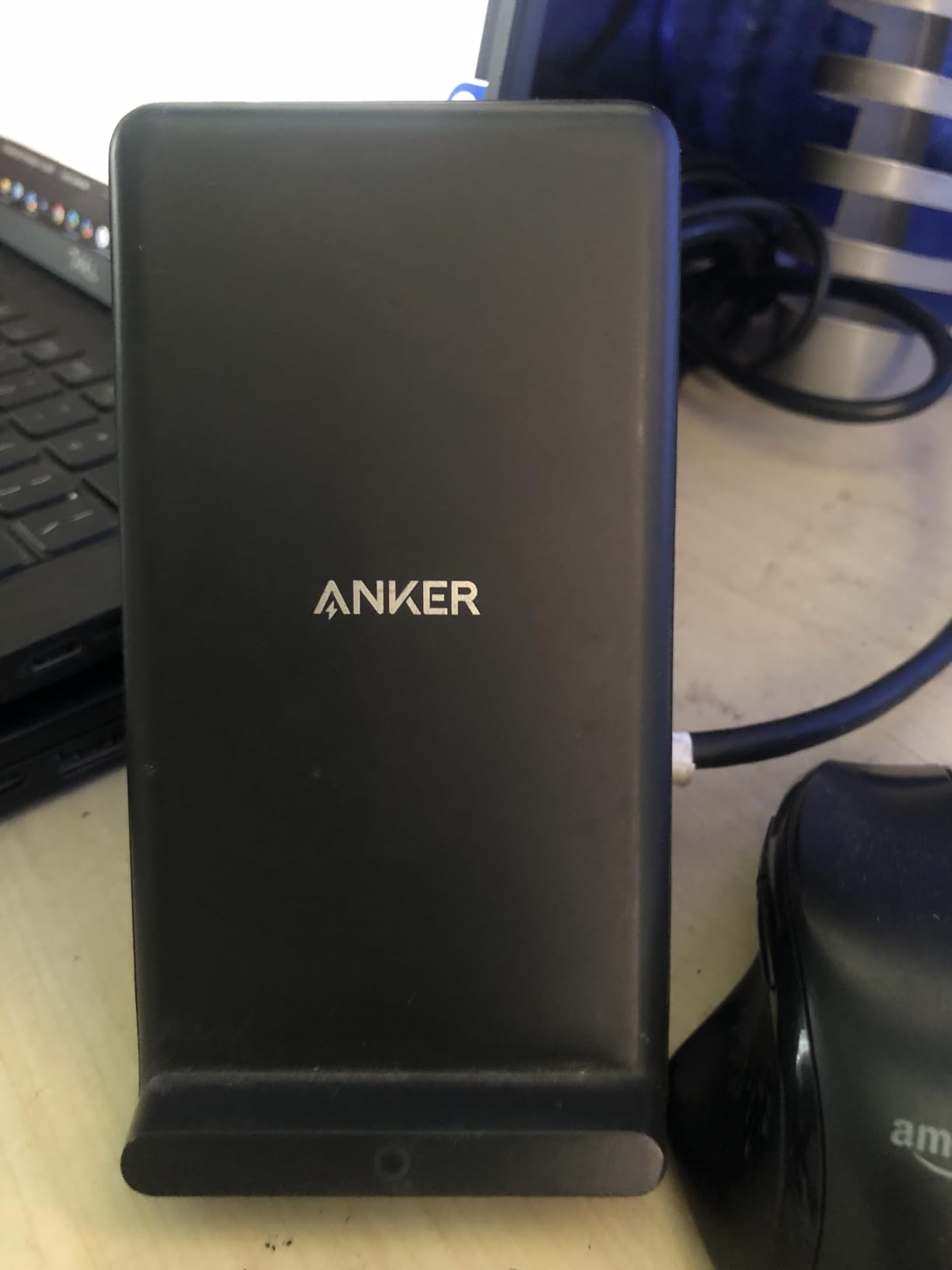 Anker 313 Qi-Certified 10W Max Wireless Charger Stand | Fast Power for iPhone 15 / 14 / 13 / 12 / 11 / X / 8, Galaxy S23 / S22, and More customer photo 2