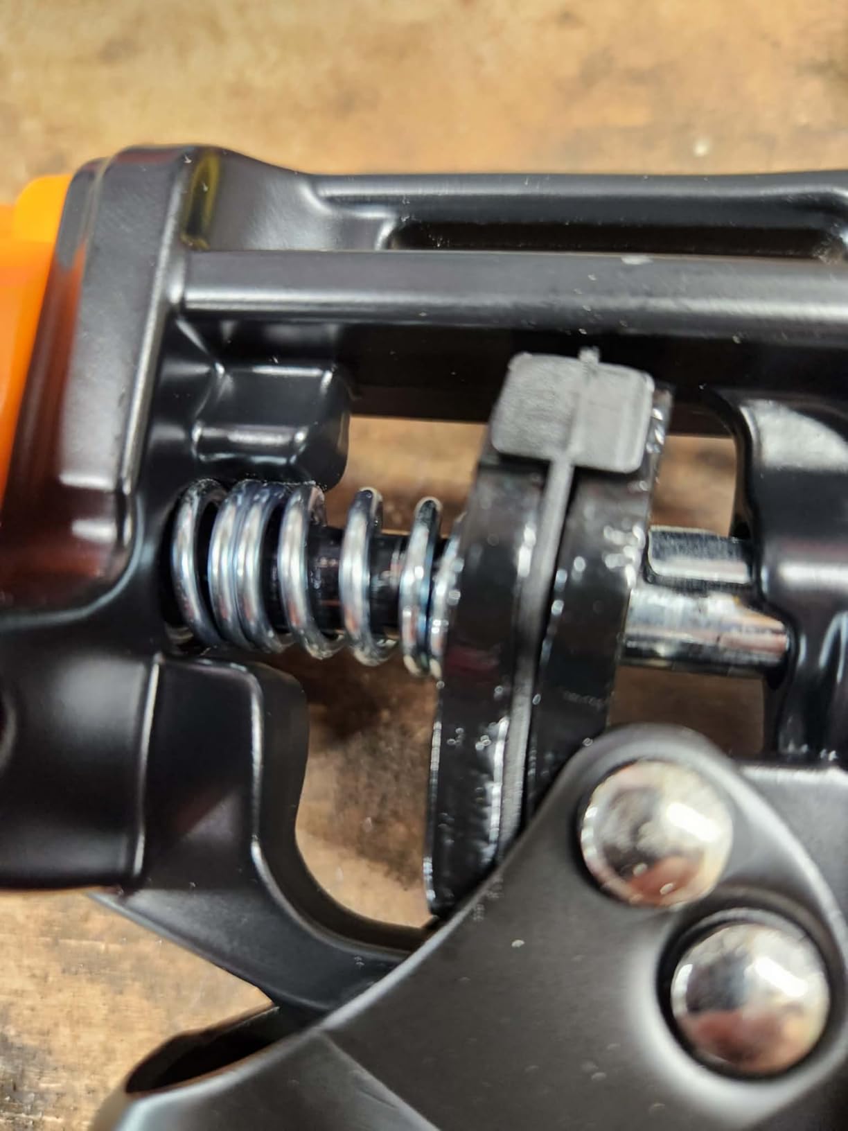 JES M26S 10 oz. 26:1 High Thrust Caulk and Adhesive Gun customer photo 1