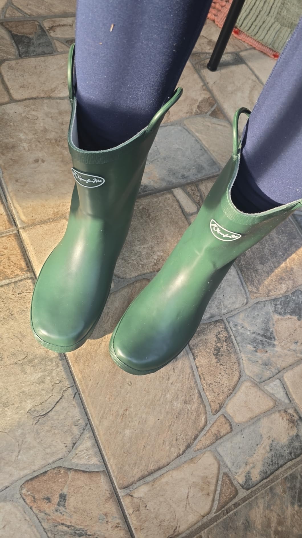 K KomForme Kids Rain Boots, Waterproof Rubber Boots with Easy-on Handles customer photo 1