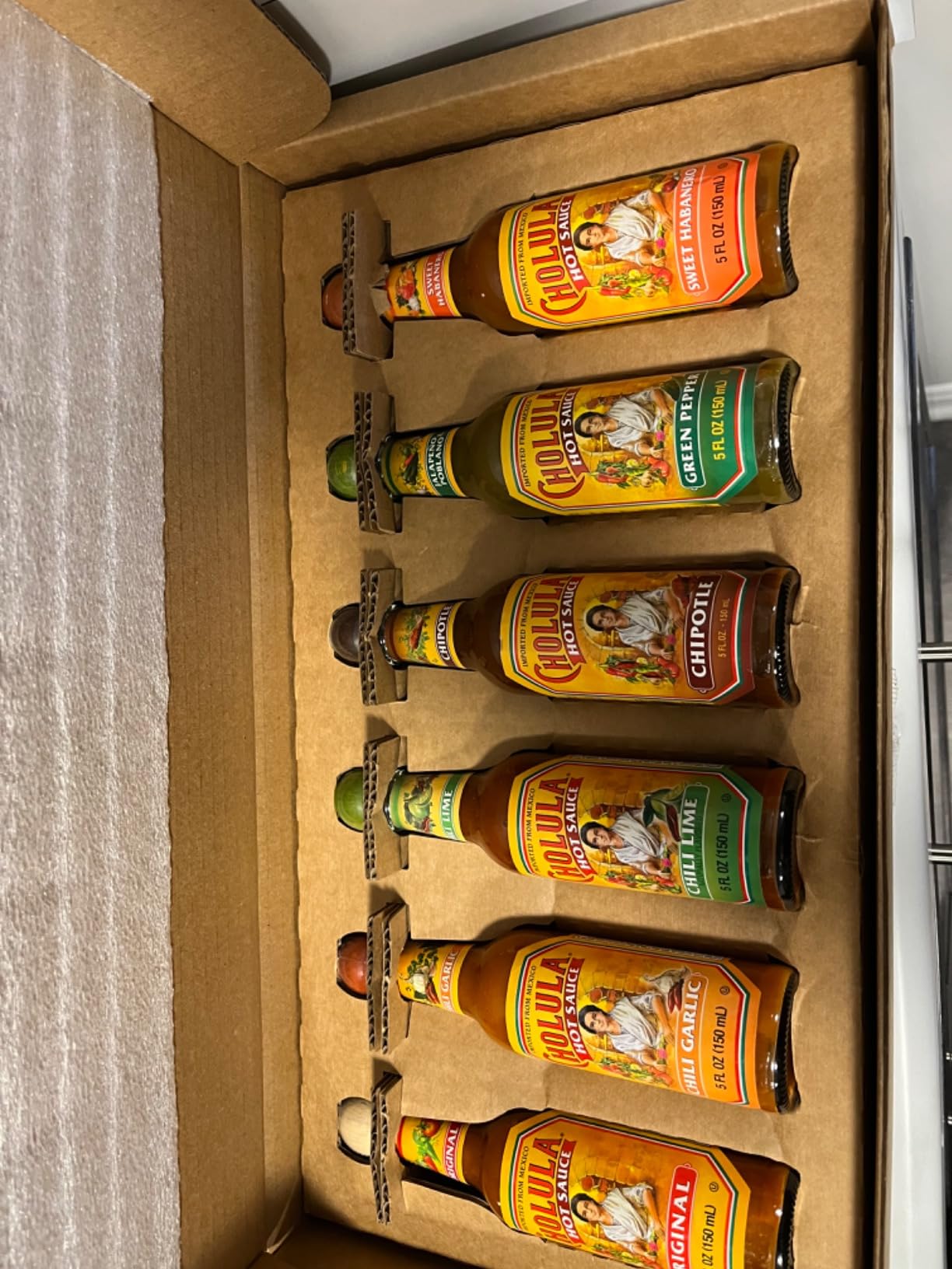 Cholula Hot Sauce Variety Pack, Product of Mexico, Gift Set Includes Six 5 Fl Oz Signature Cholula Hot Sauces for Eggs, Pizza, Mexican Dishes, and More, 30 fl oz customer photo 2